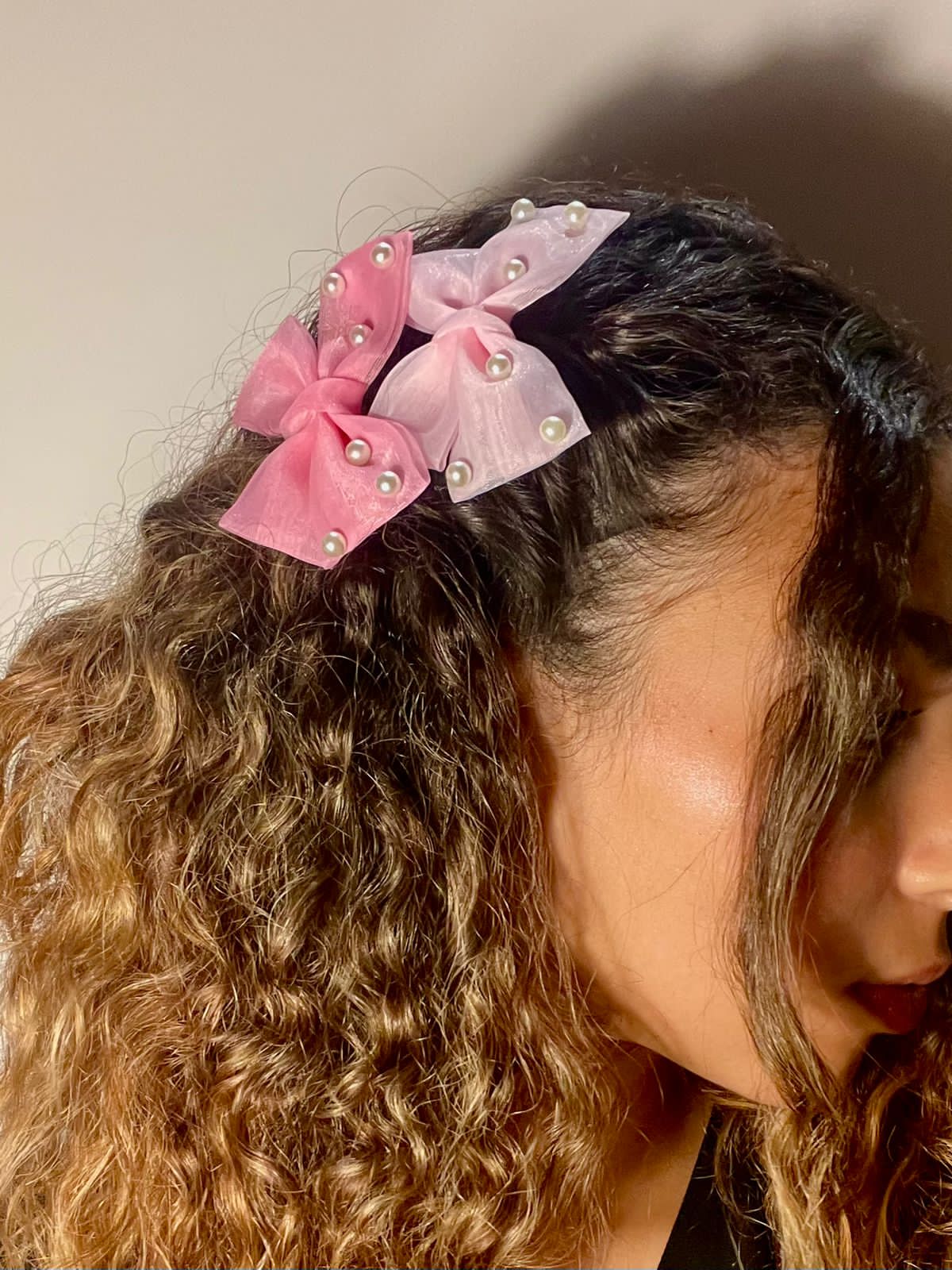 Pearl Mini Bow Tie-Hair Clip