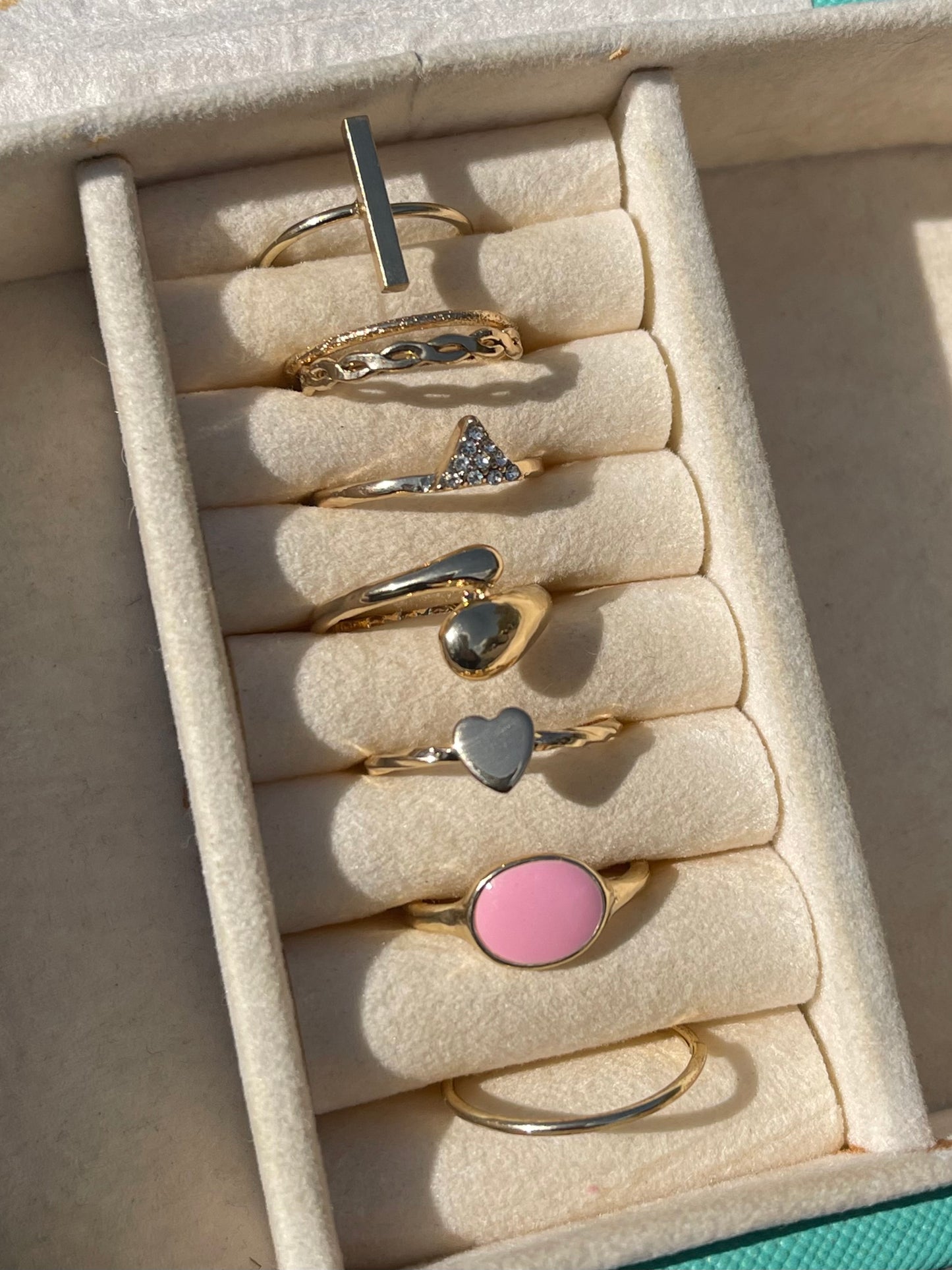 Dainty Heart Ring Set