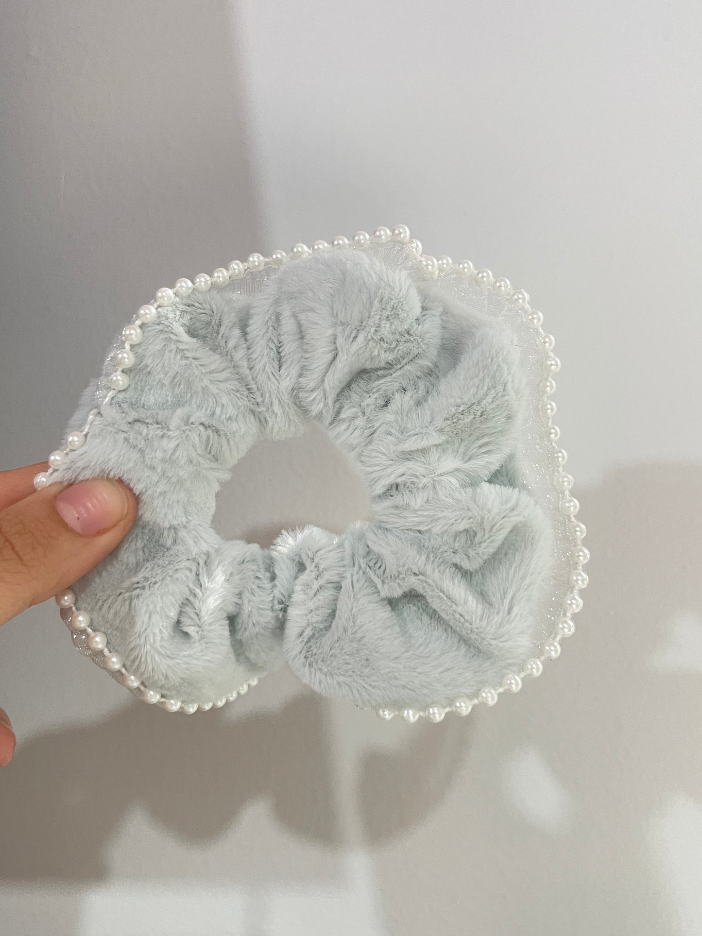Velvet Pearl Hair Tie