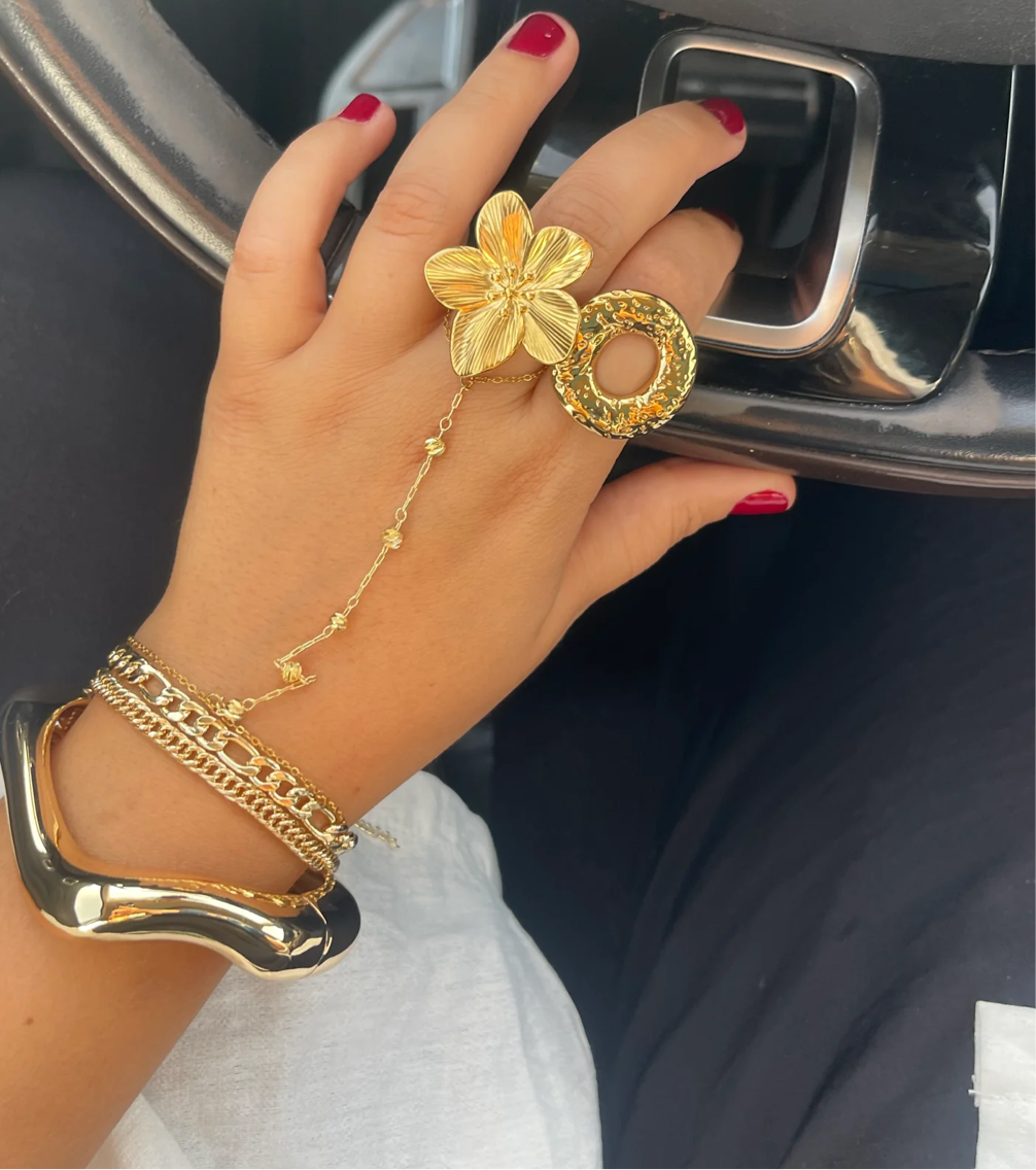 Minimal Gold Plated Hand-Chain✨