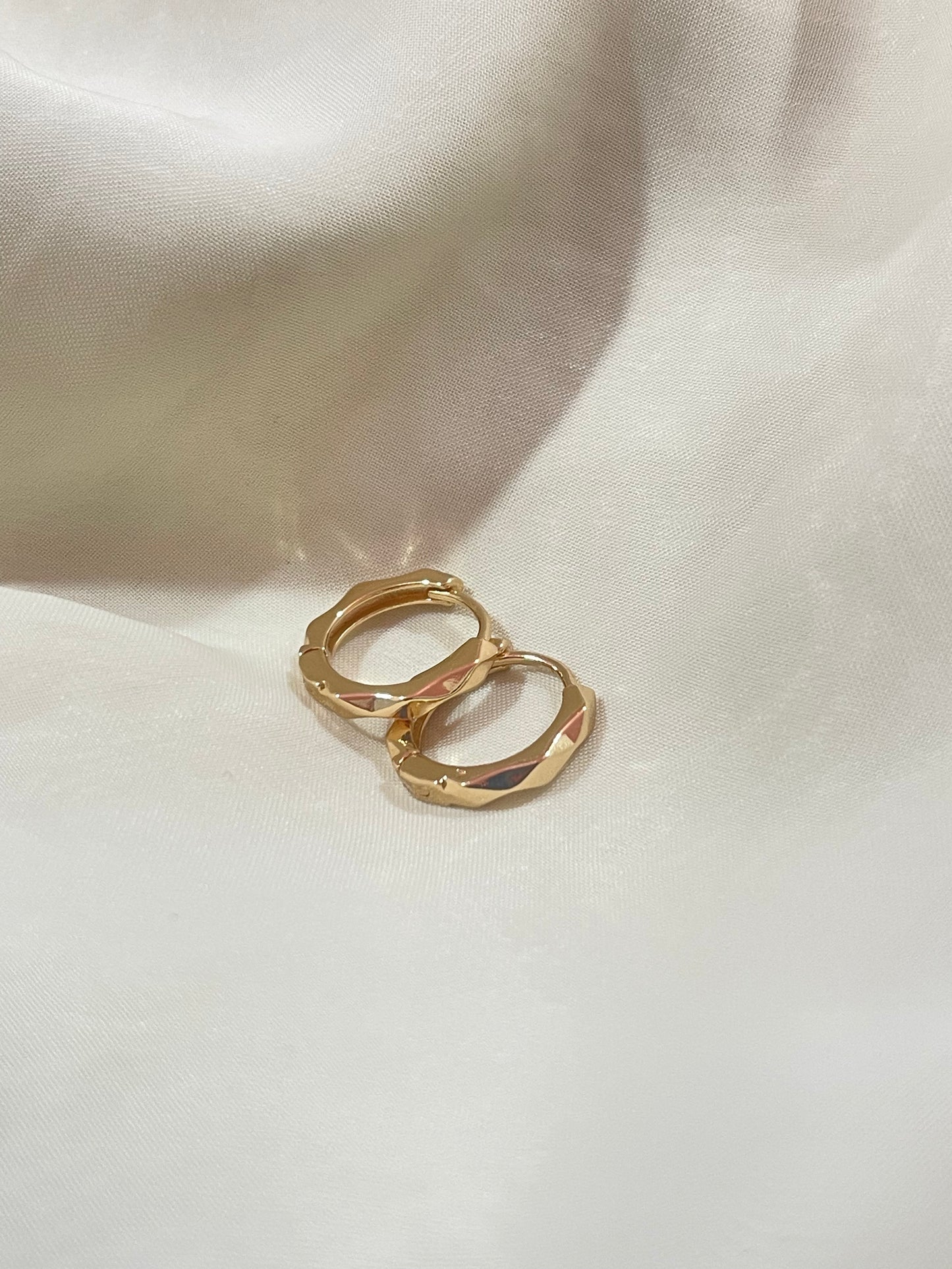 Geometric Everyday Hoops