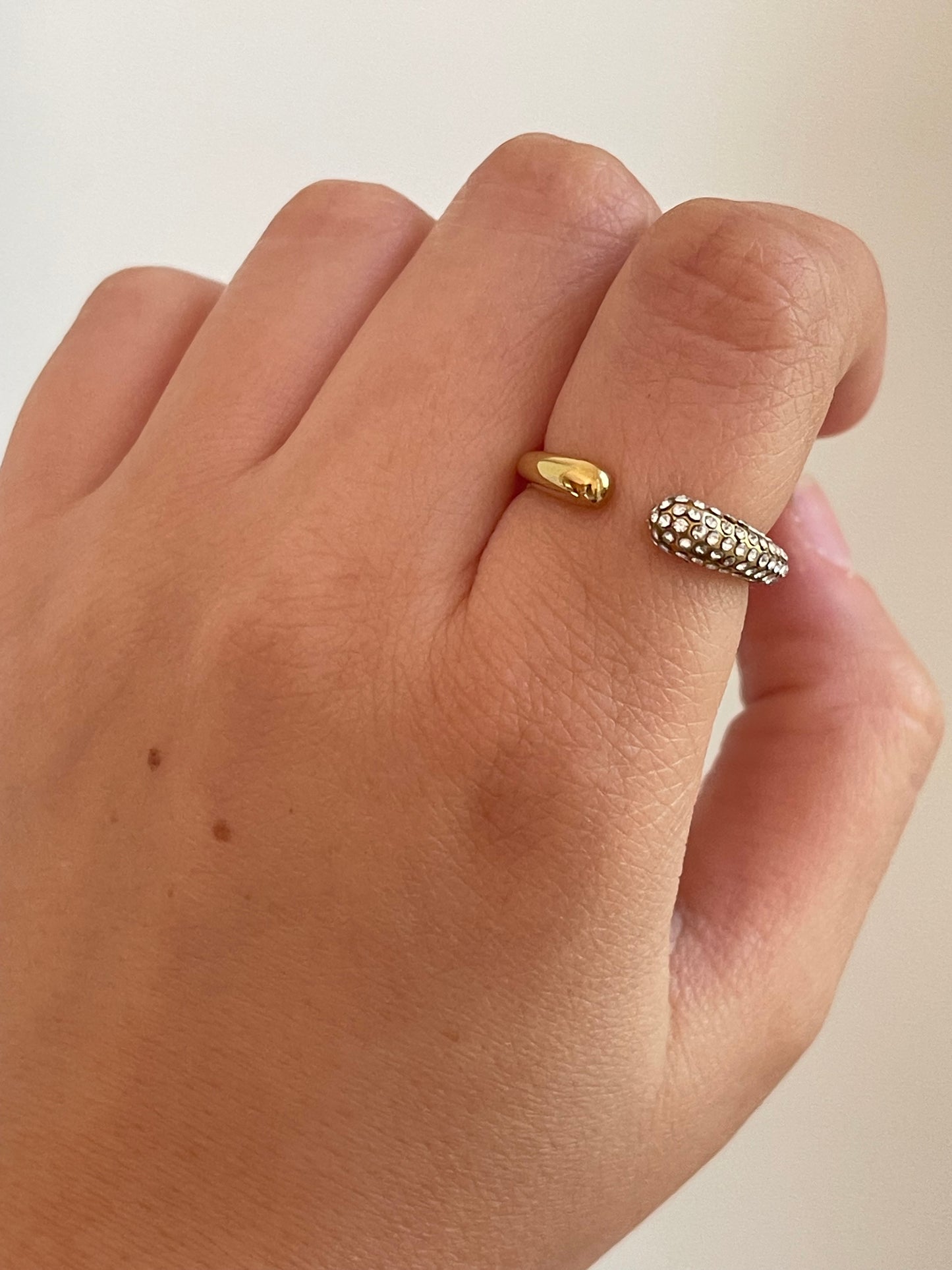 Minimal Crystal Ring (Stainless Steel)
