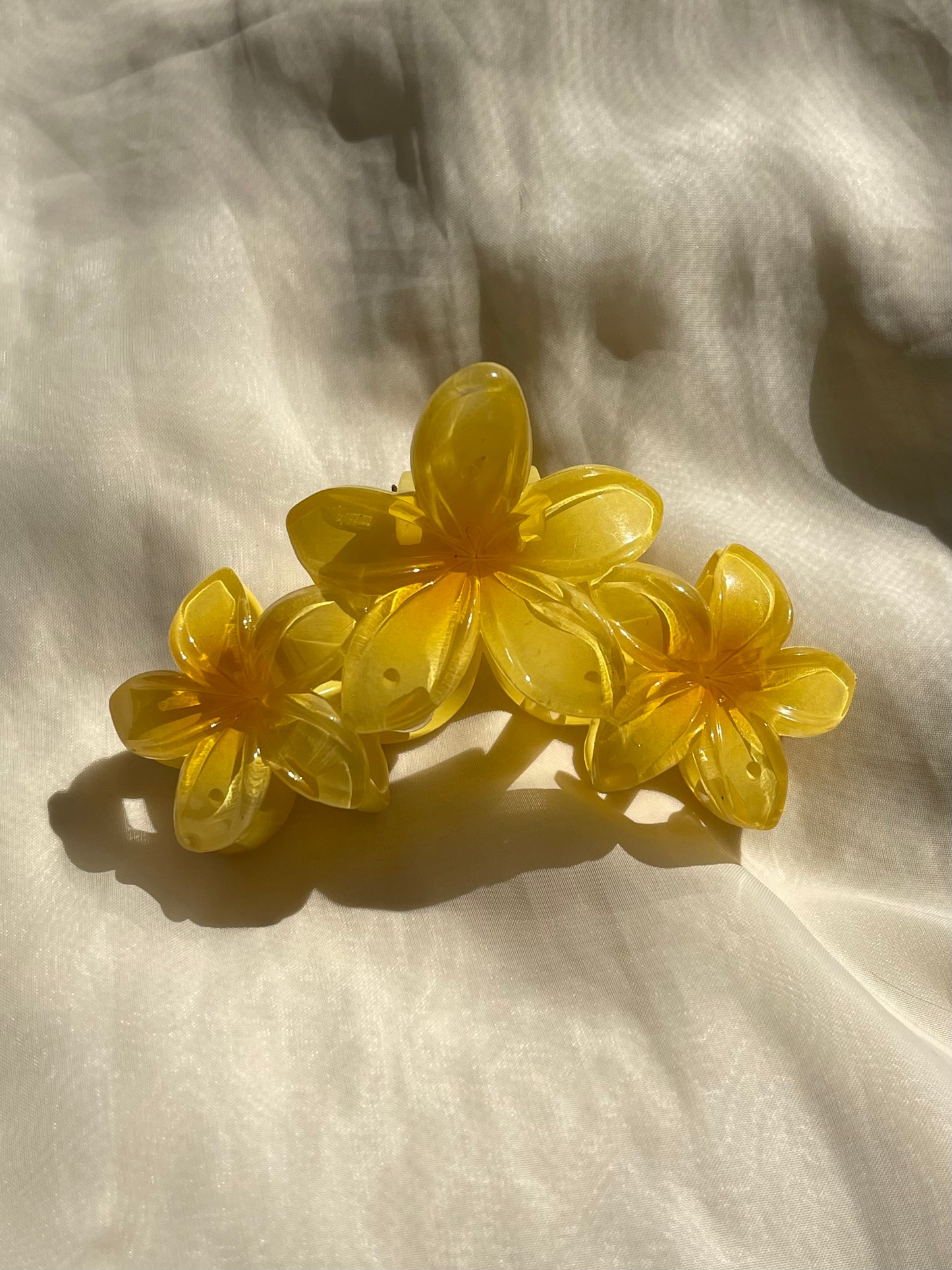 Triple Hawaiian Claw Clip