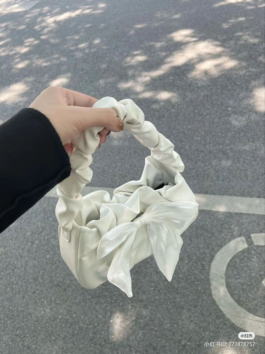 Perfect Bow Tie Purse