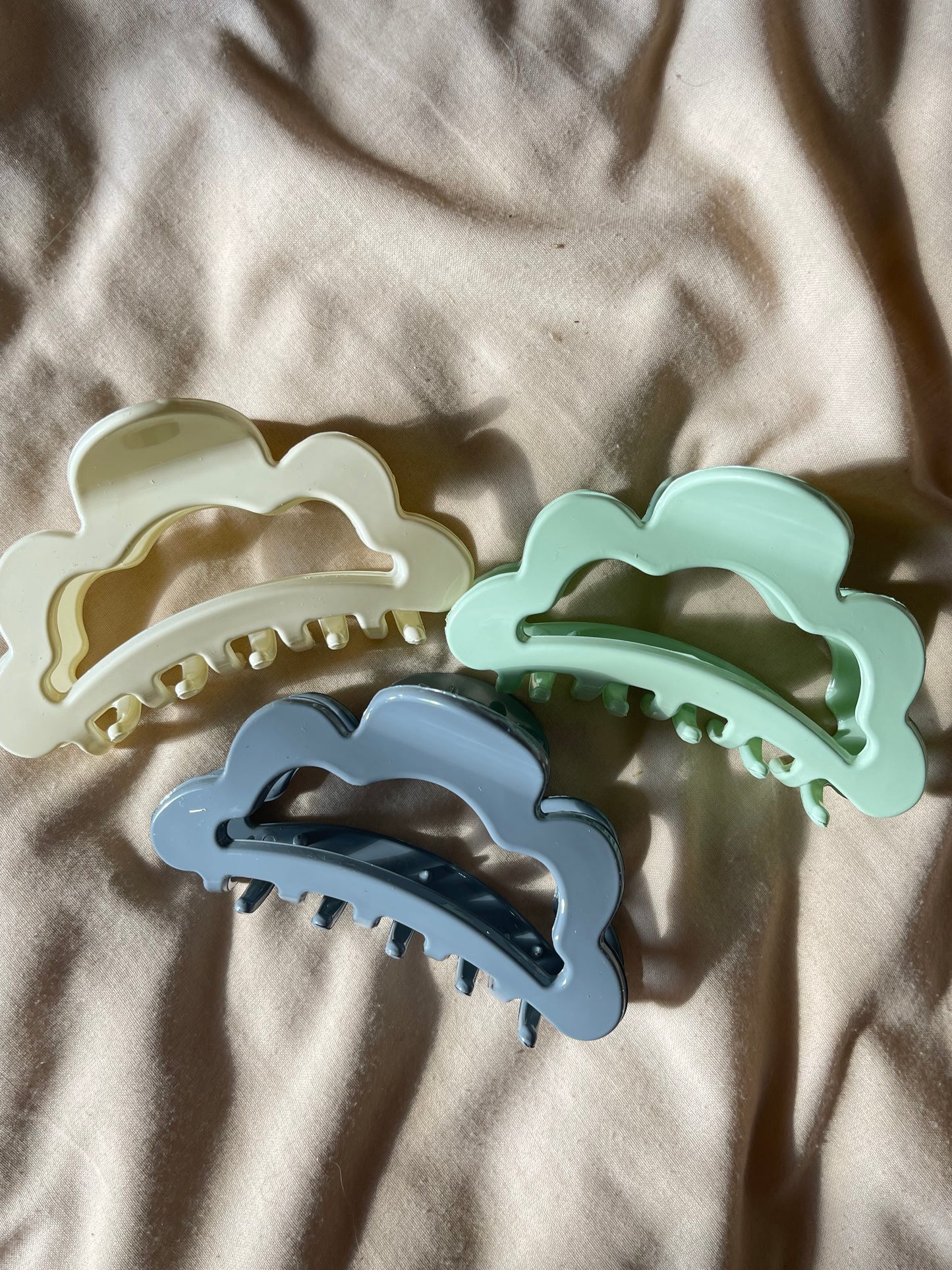 Cloudy Claw Clip
