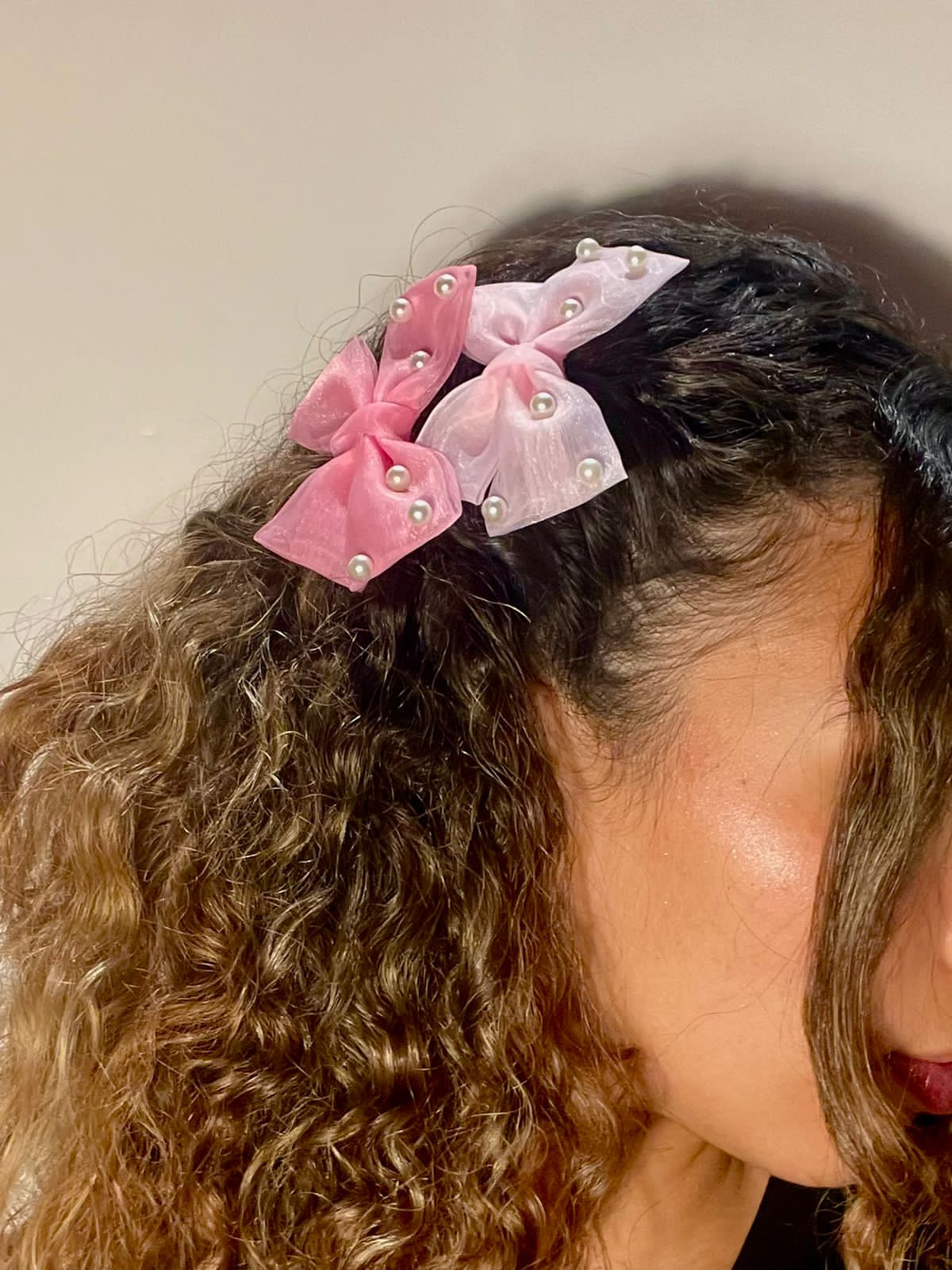 Pearl Mini Bow Tie-Hair Clip
