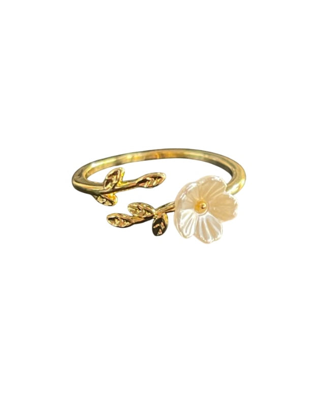 Dainty Flower Ring (Gold Plated)
