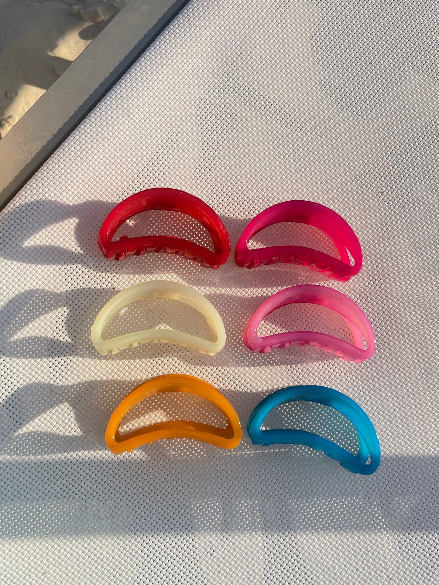 Curvy Claw Clips