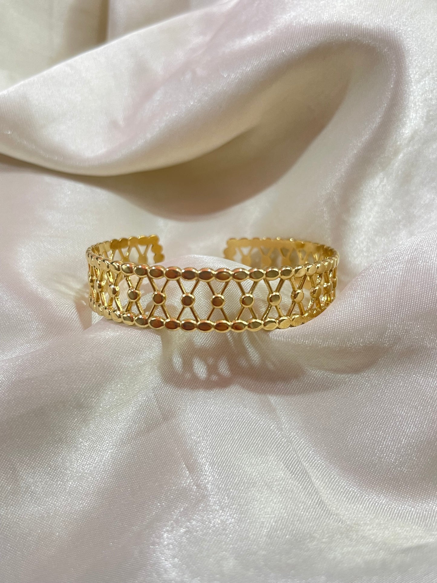 Knotted Up Bracelet Cuff (Stainless Steel)
