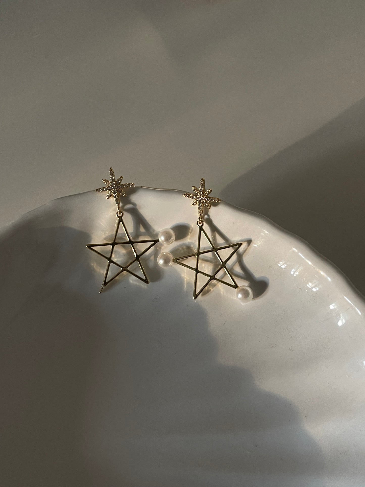 Pearl Star Dangle Earrings