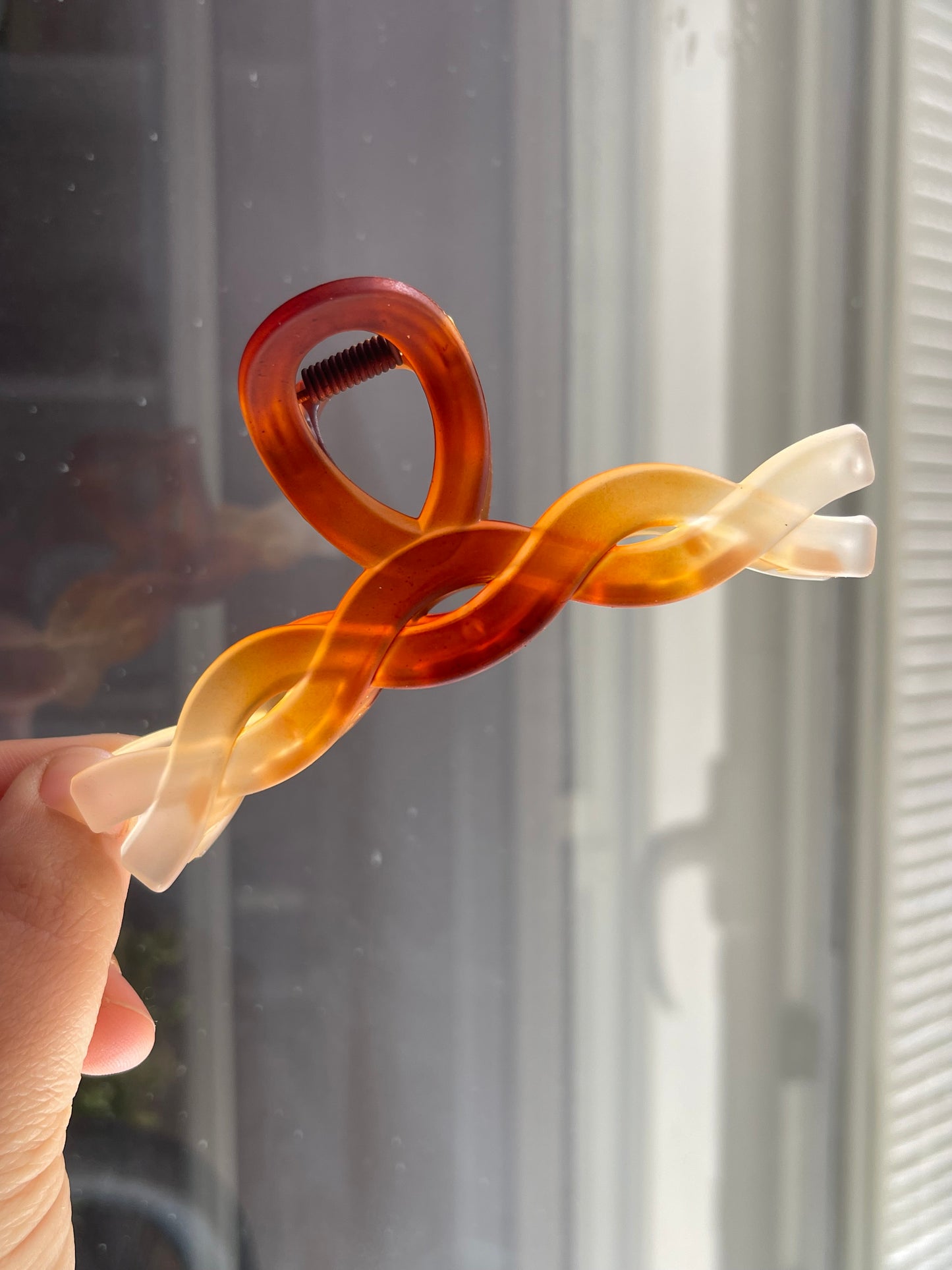 Twirly Go-To Claw Clip