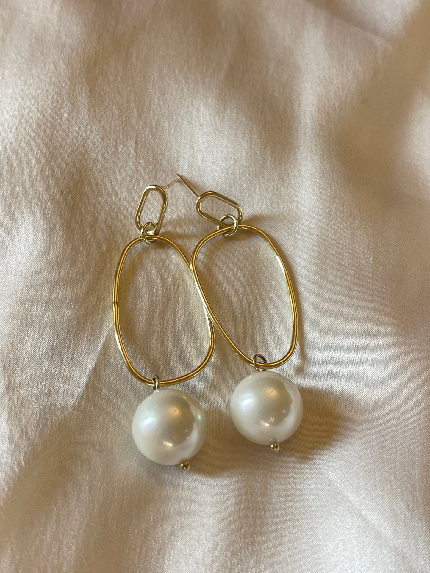 Statement Pearl Earrings