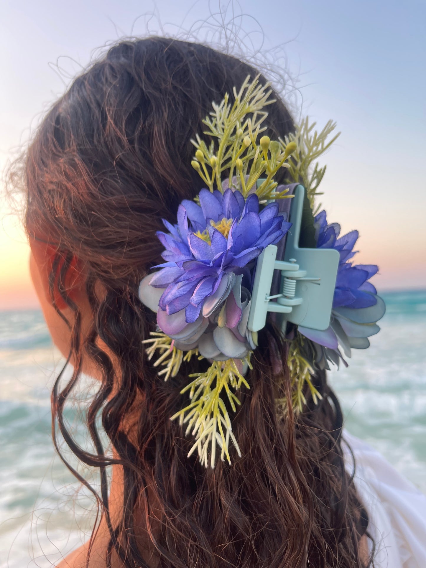 Statement Floral Clawclip (✨Handmade✨)