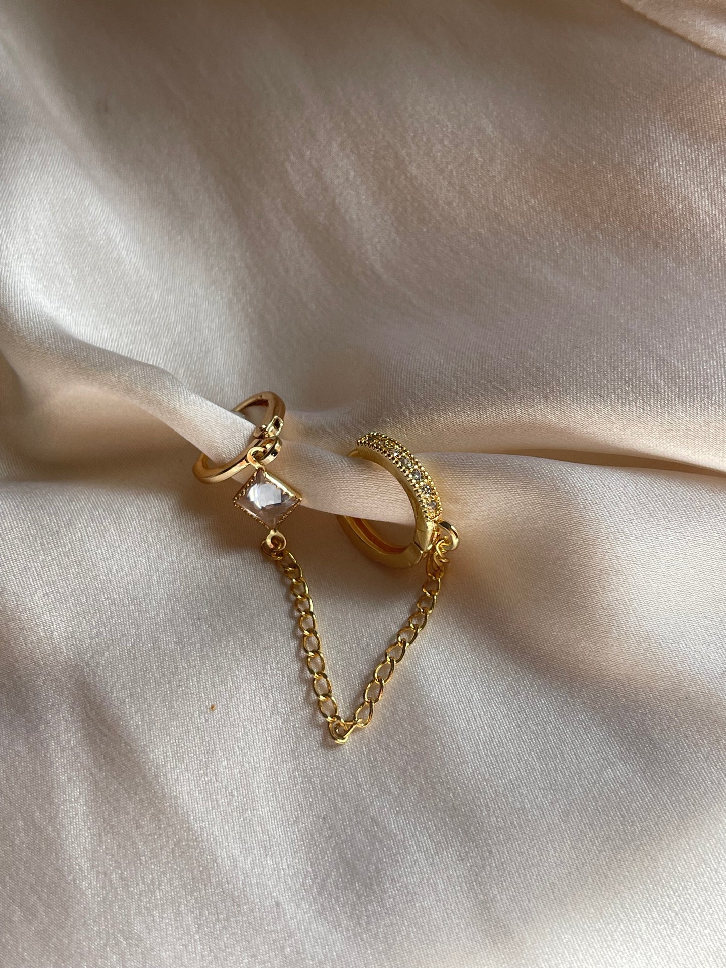 Crystal Connected Ear Dangle 2.0 (Gold Plated)