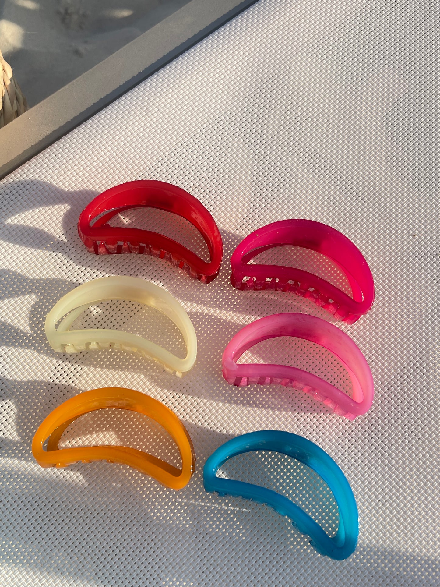 Curvy Claw Clips
