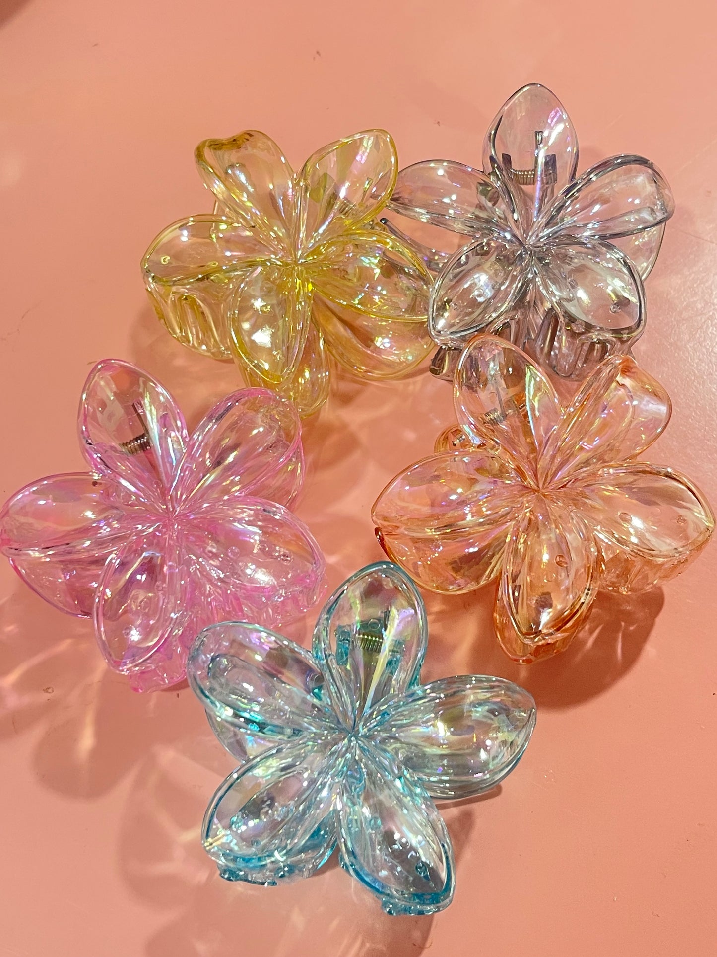 Transparent Hawaiian Flower Claw Clip