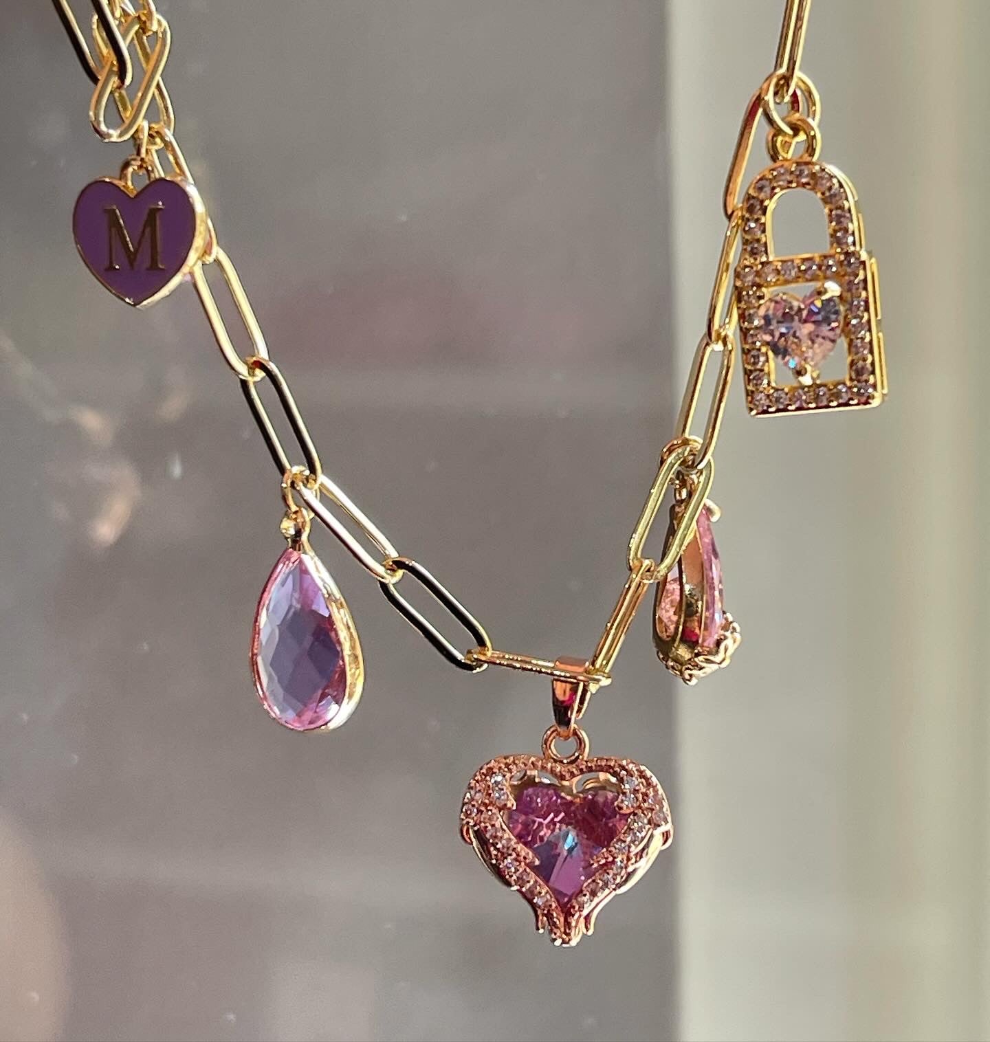 Crystal Hearts Charm💗✨