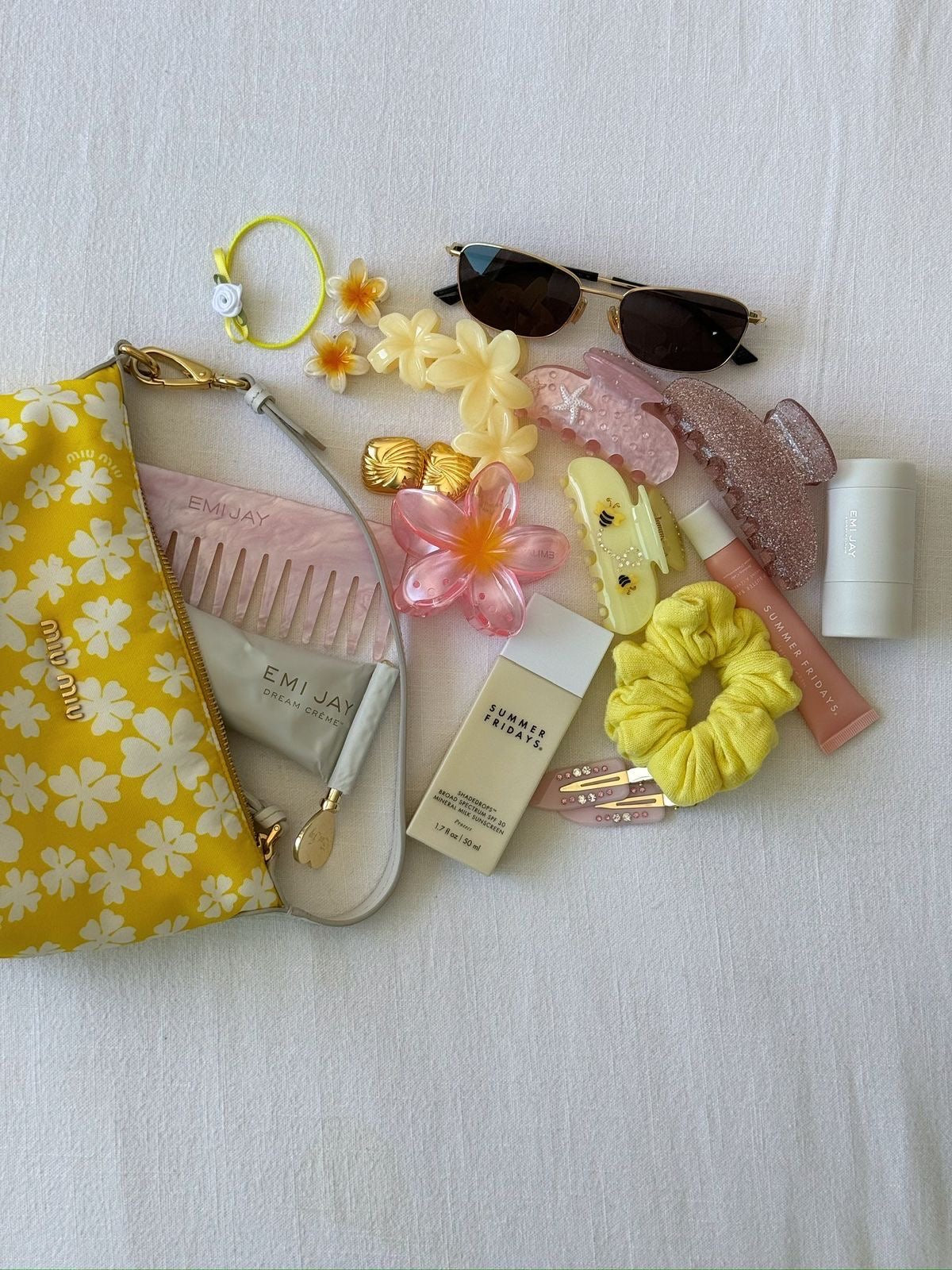 Glossy Hawaiian Claw Clip