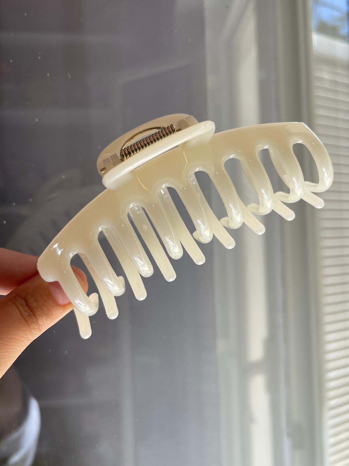 Glossy Everyday Claw Clip