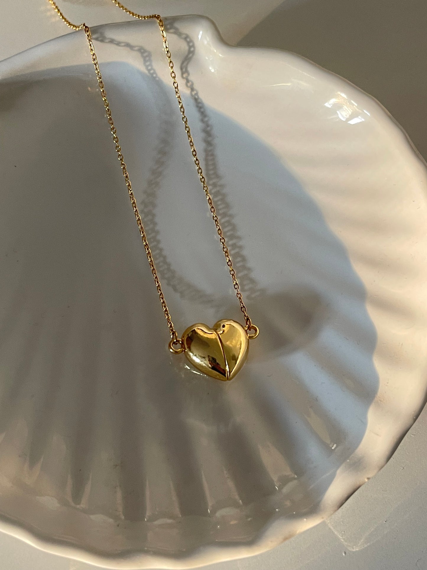 Minimal Heart Necklace 3.0 (Stainless Steel)