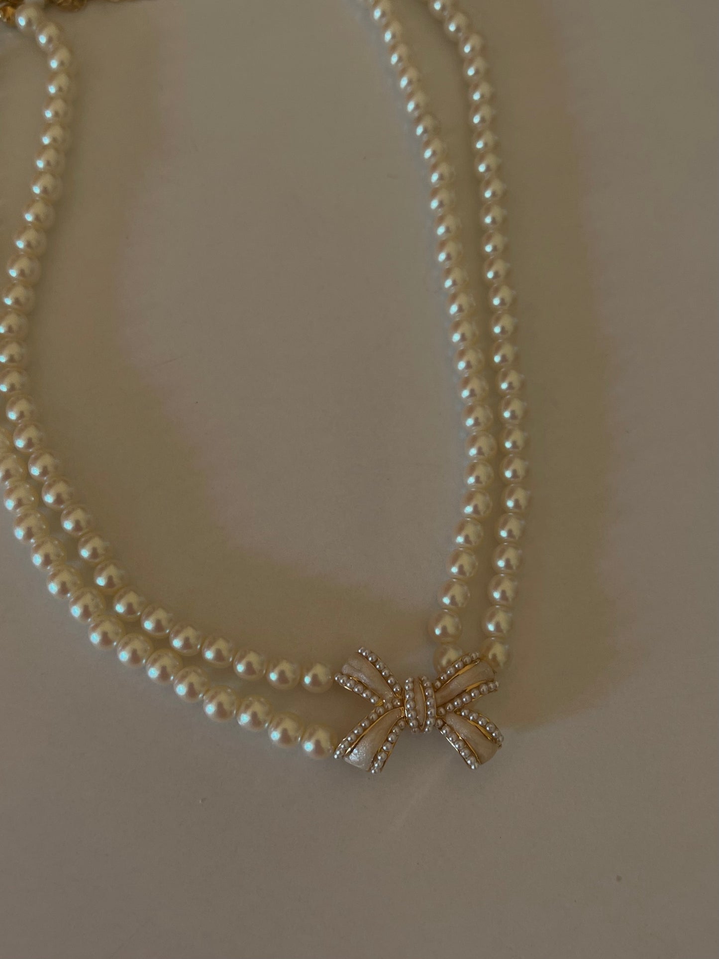 Pearl Bow-Tie Choker