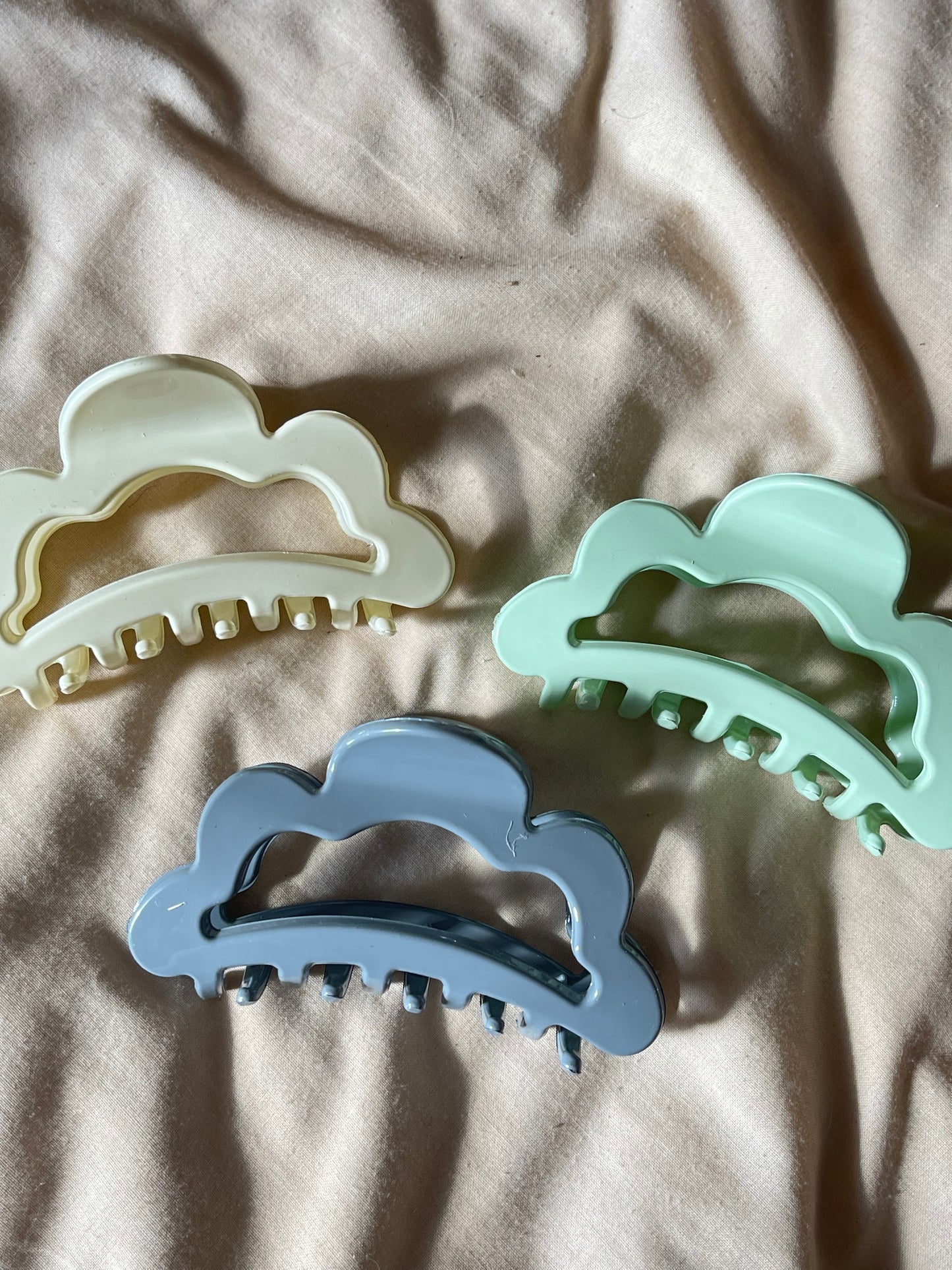 Cloudy Claw Clip