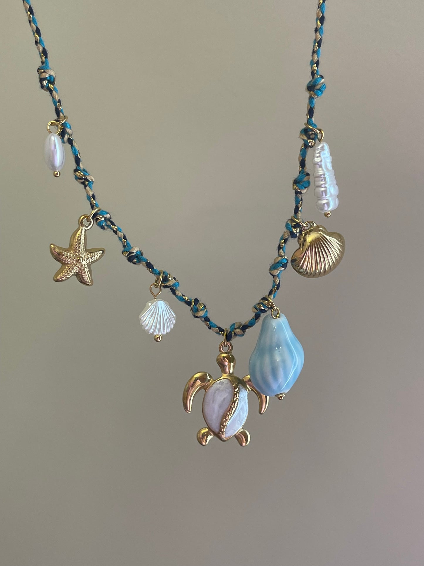 Blue Shells Charm Necklace (Stainless Steel)