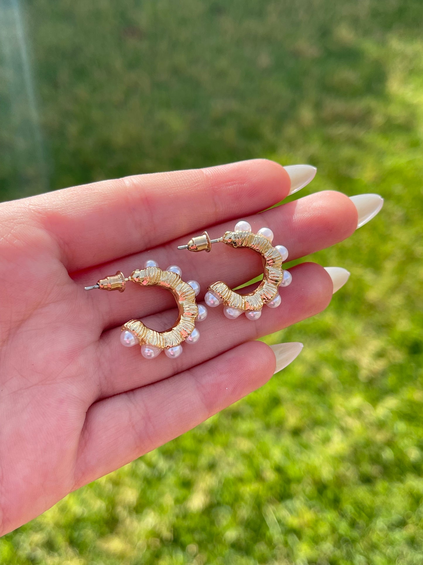 Pearl Hoop Earrings 2.0