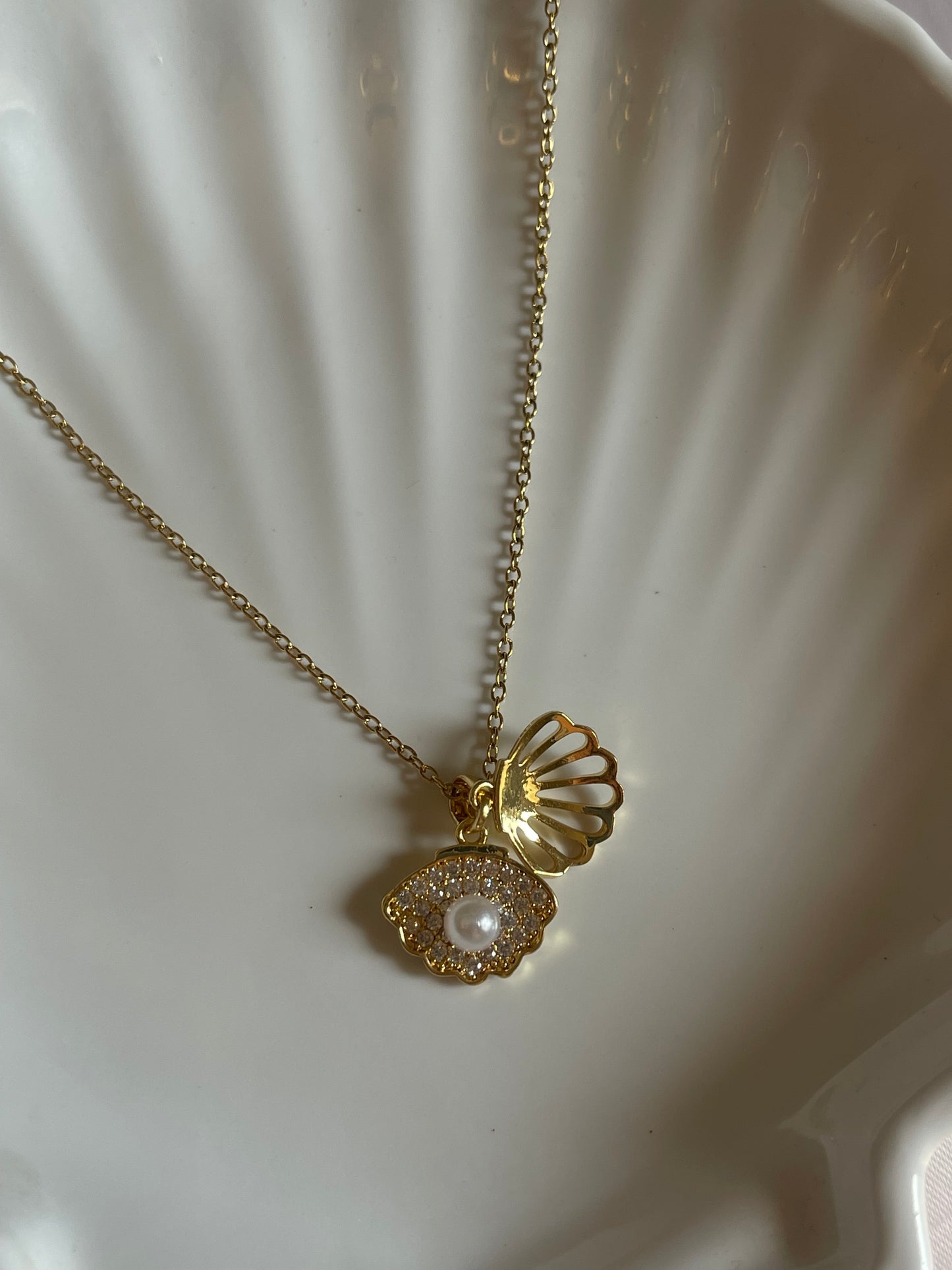 Pearl Locket Necklace (Stainless Steel)