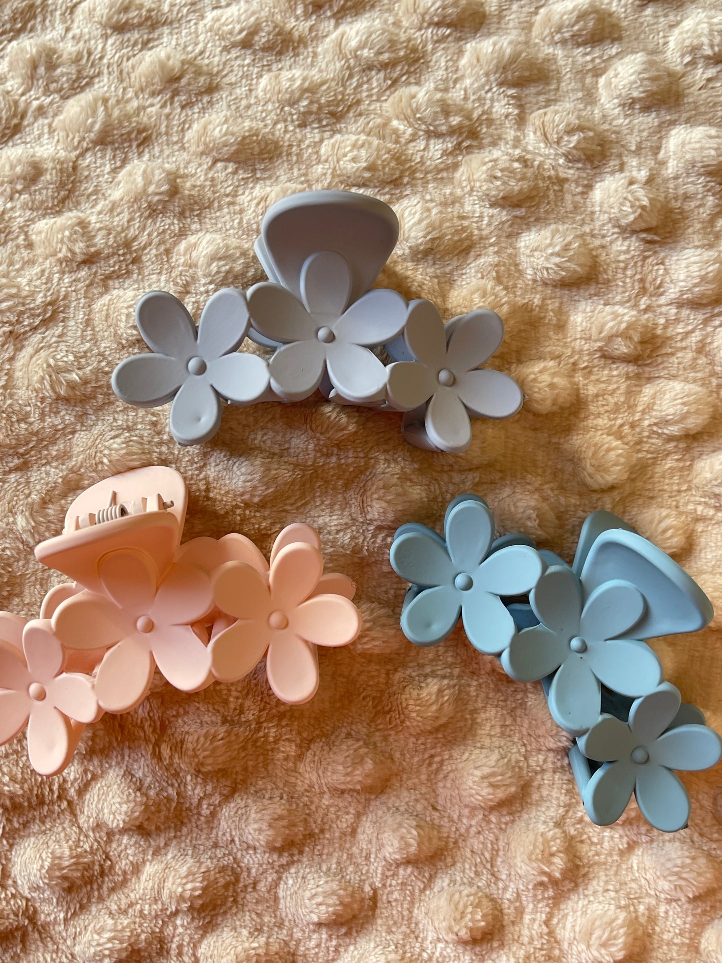 Triple Floral Claw Clip 2.0