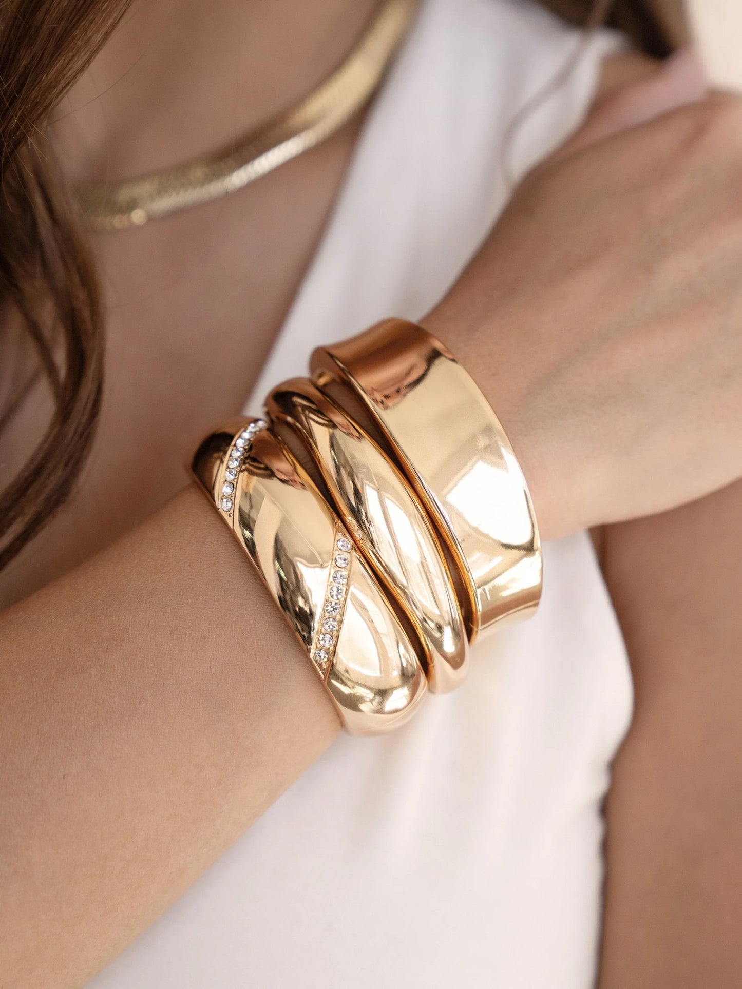 Thick Gold Bangle (Gold Plated)