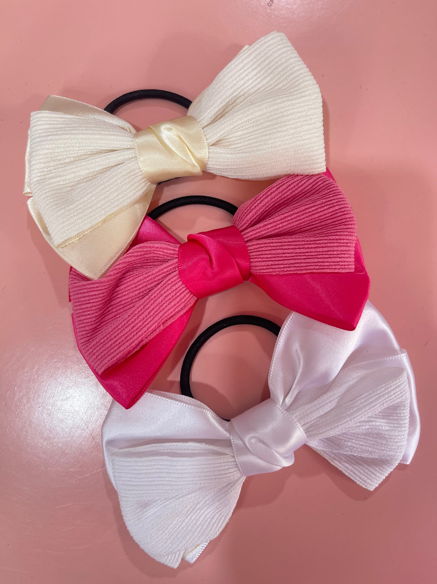 It-Girl Bow Tie-Hairband