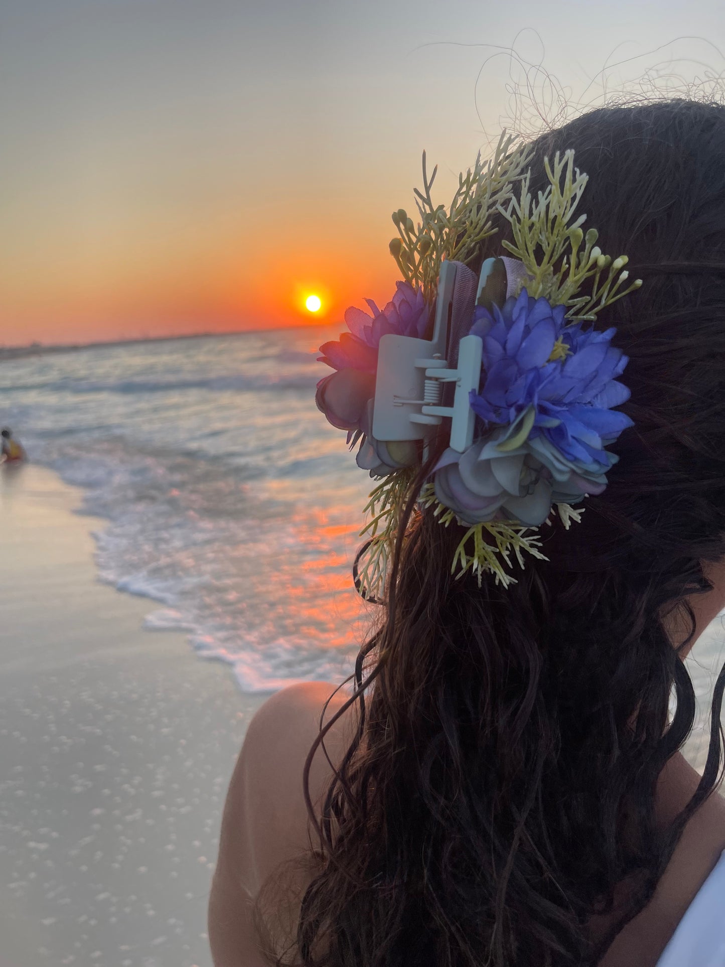 Statement Floral Clawclip (✨Handmade✨)