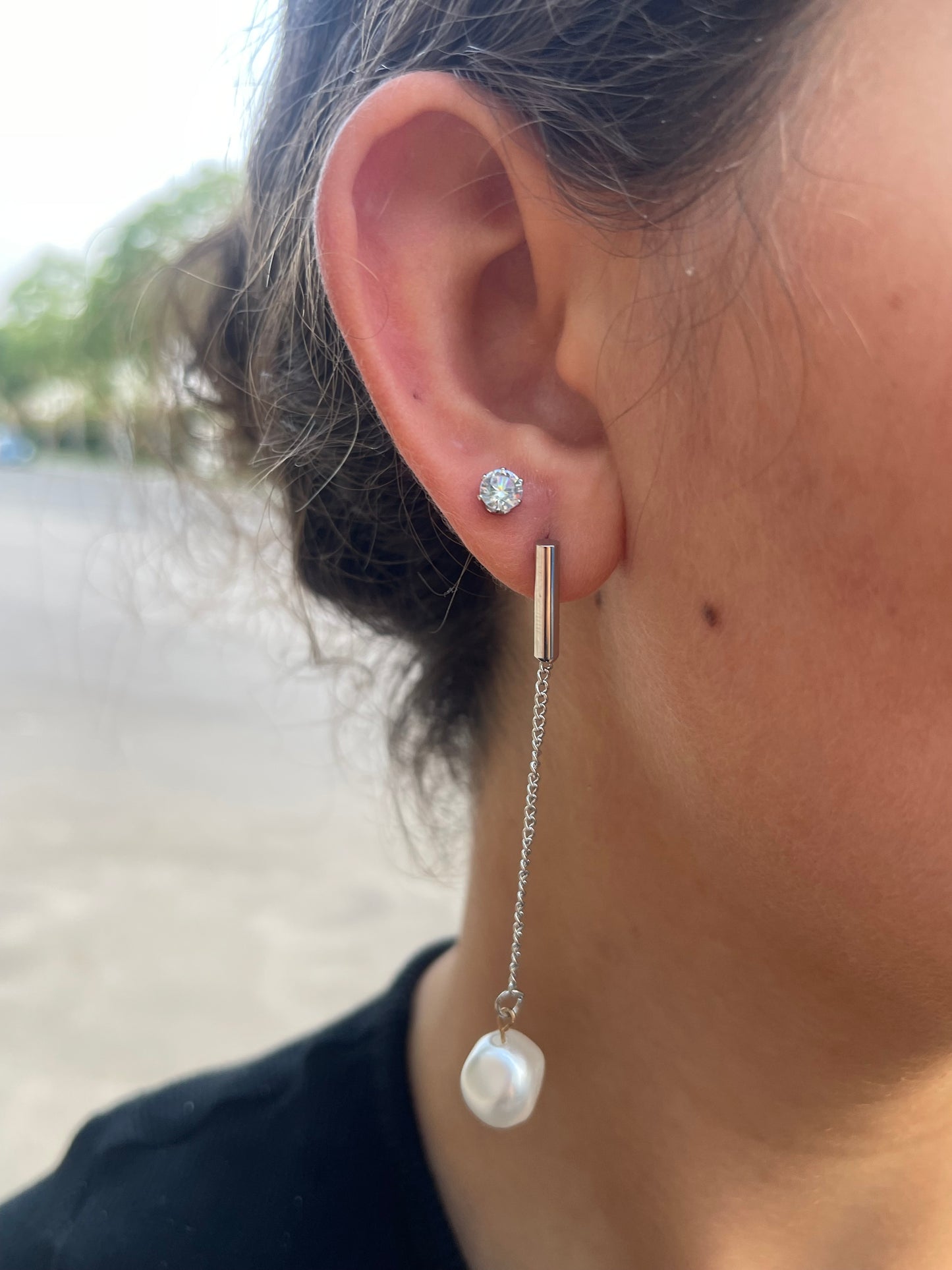 Pearl Dangle Ear Set