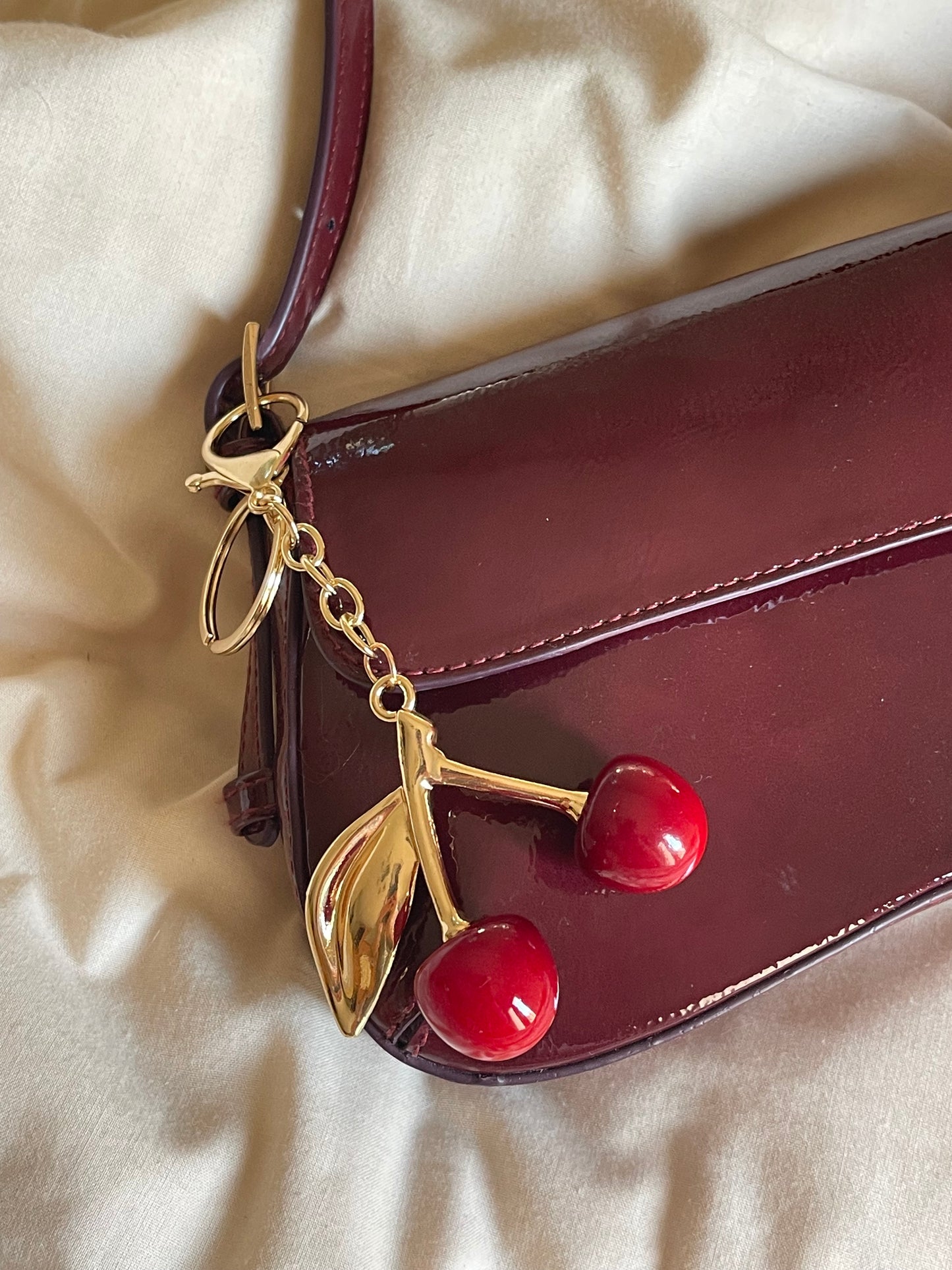 Iconic Cherry Keychain🍒🌟