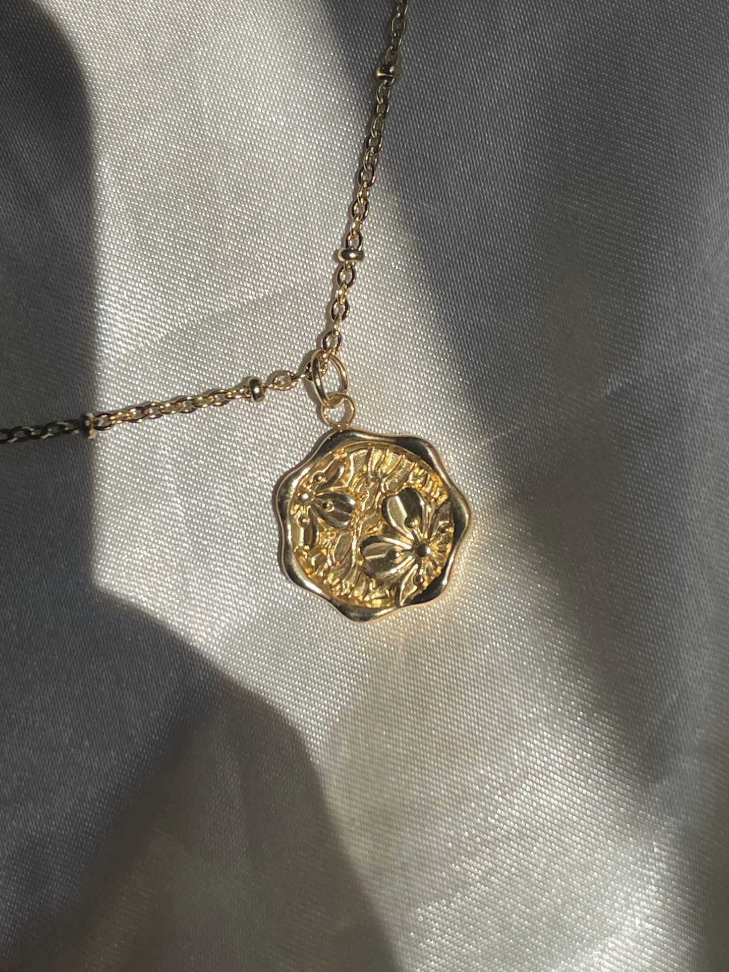 Flower Necklace (Stainless Steel)