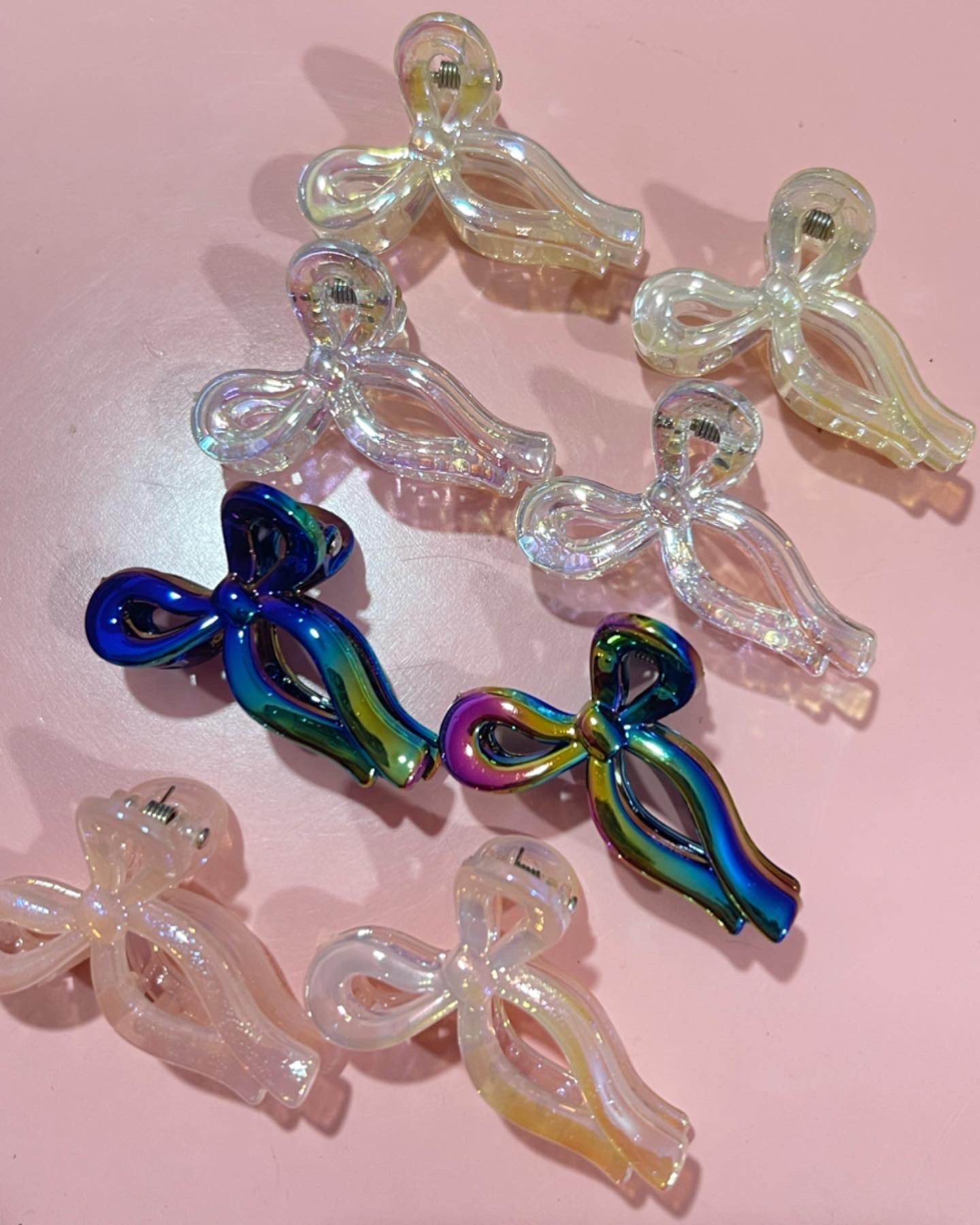 Mini Bow-Tie Clawclip 🎀✨