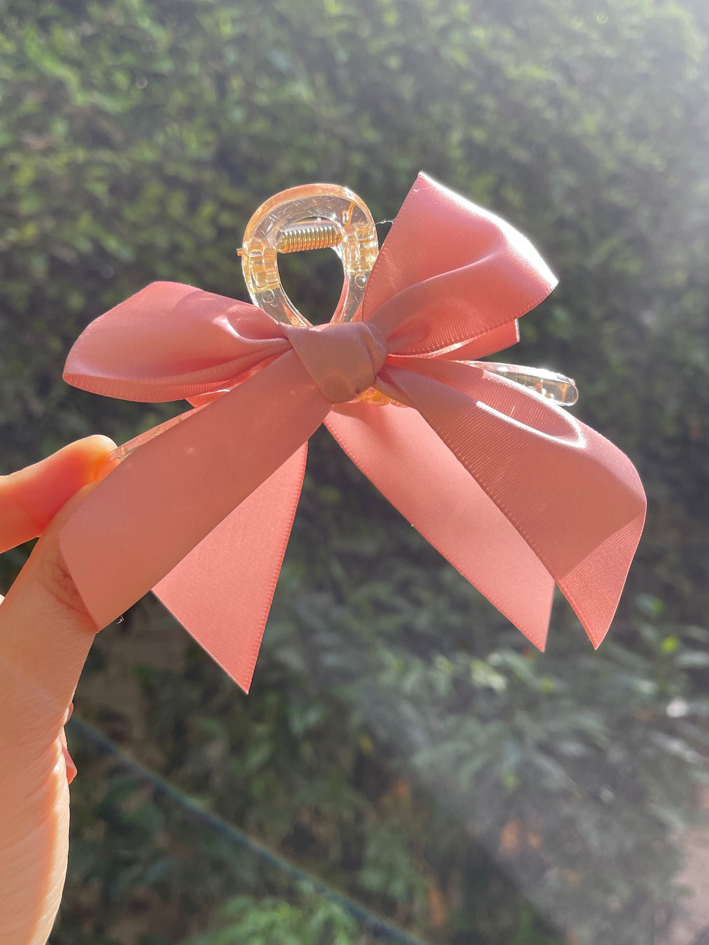 Pretty Bow Claw Clip
