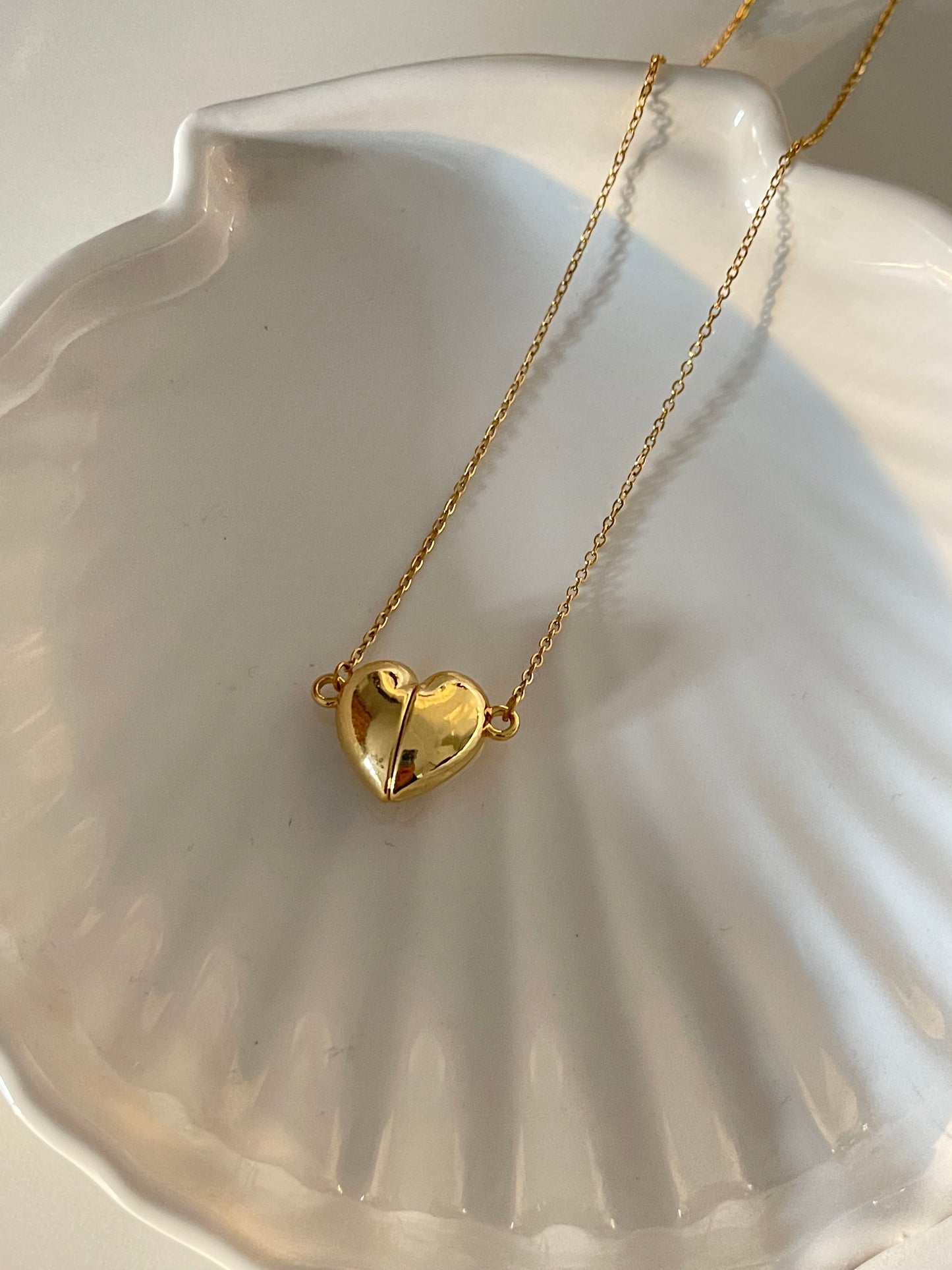Minimal Heart Necklace 3.0 (Stainless Steel)