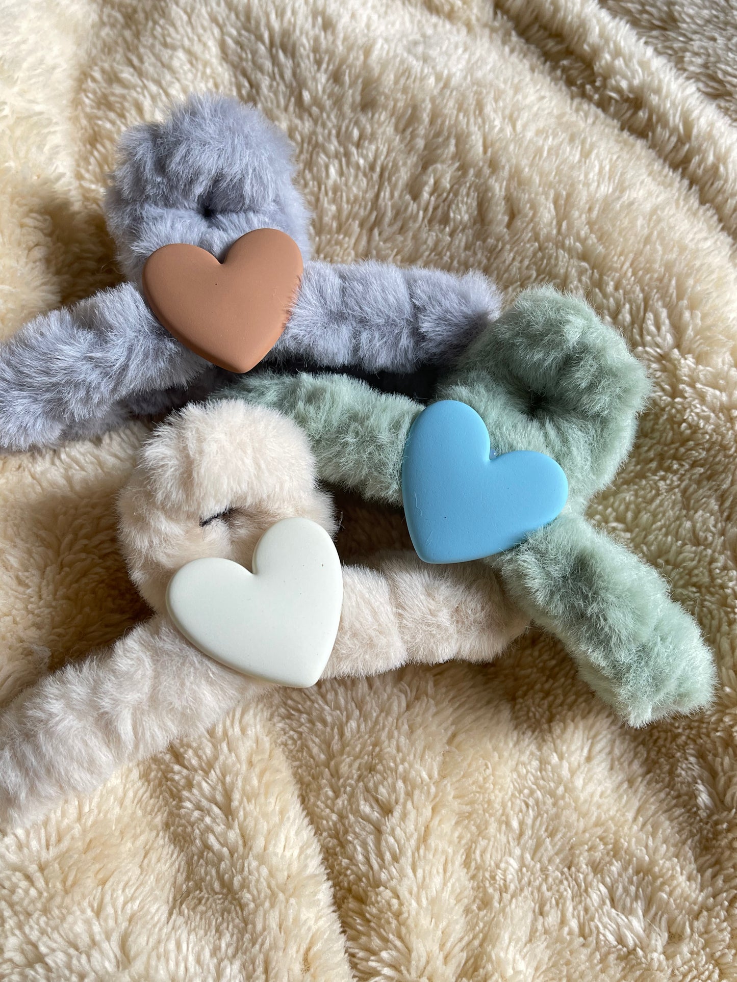 Hearts all Around Claw Clip