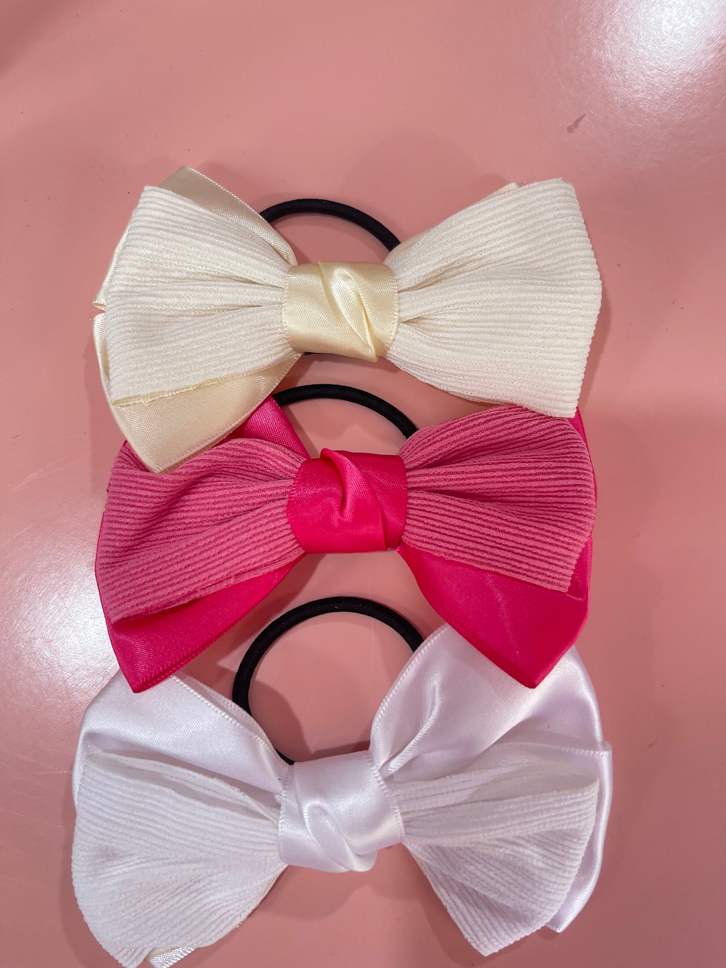 It-Girl Bow Tie-Hairband