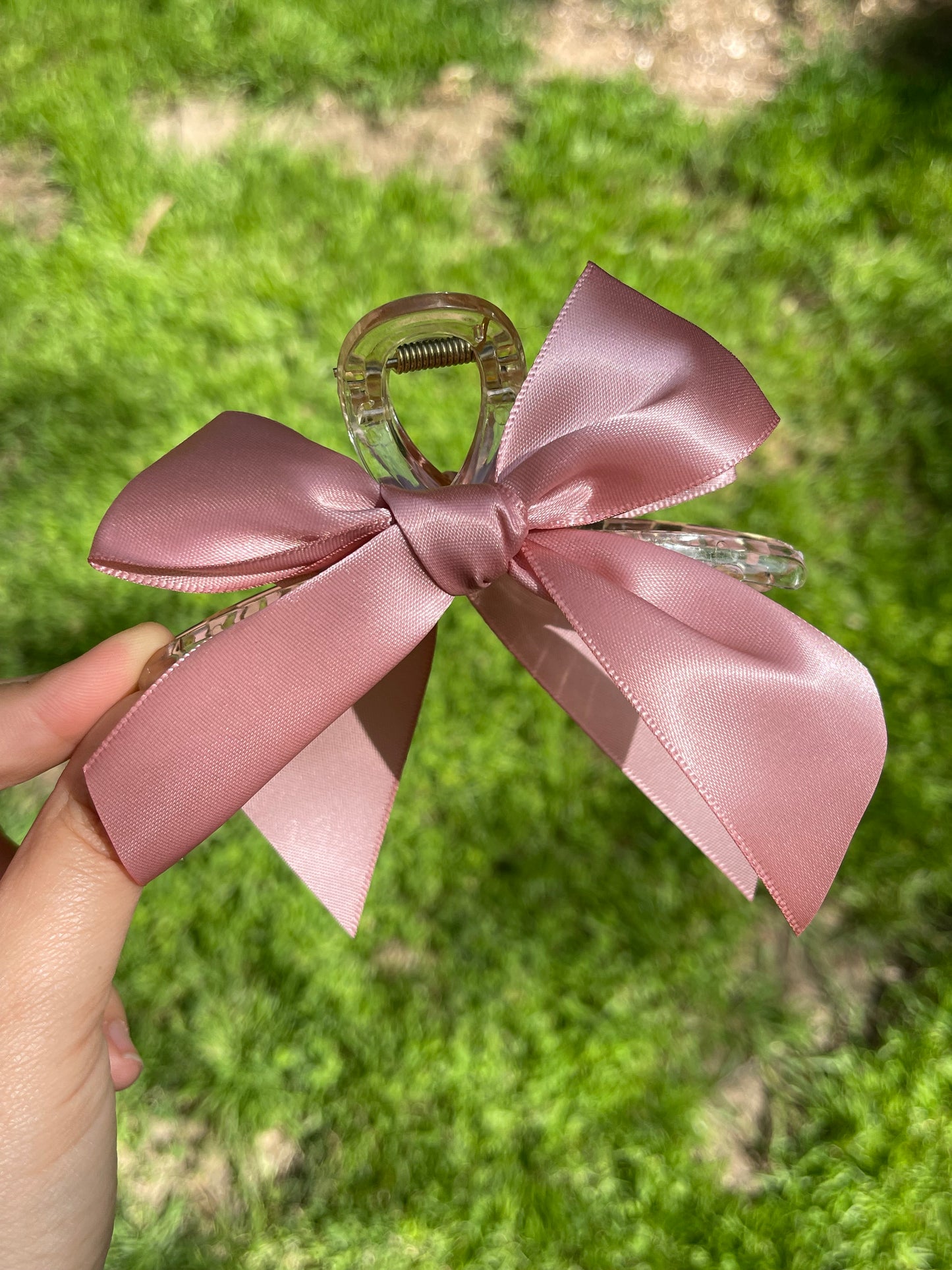 Pretty Bow Claw Clip