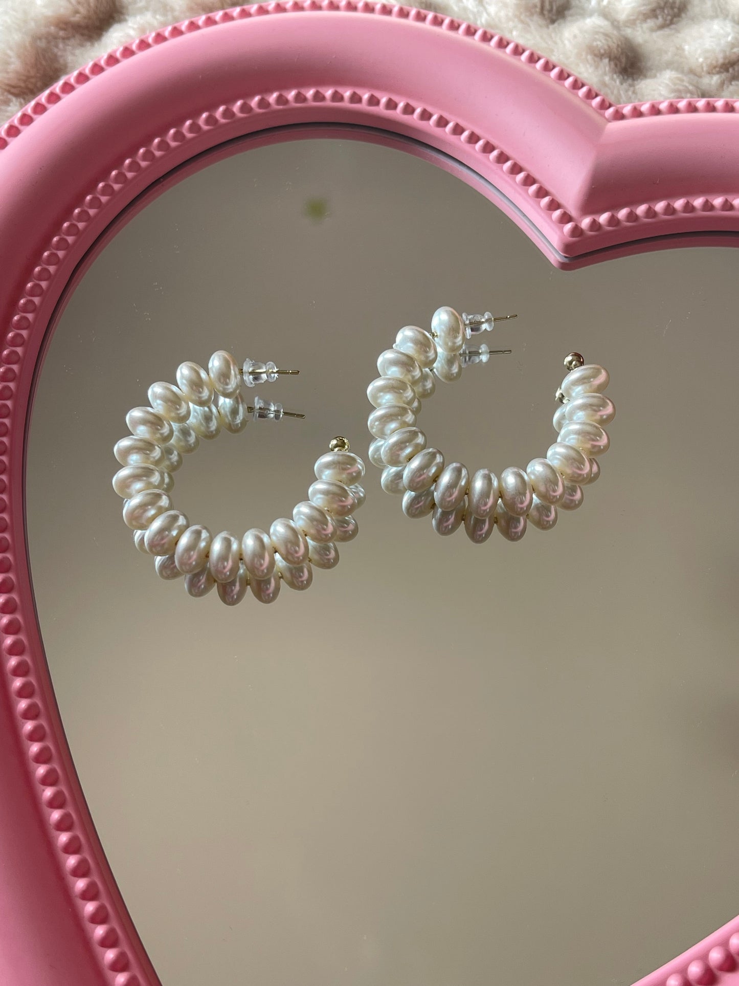 Minimal Pearl Hoop Earrings