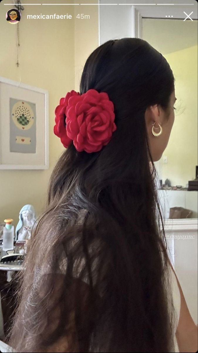 Statement Floral Claw Clip 2.0