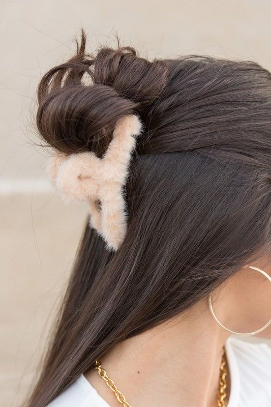 Furry Everyday Claw Clip