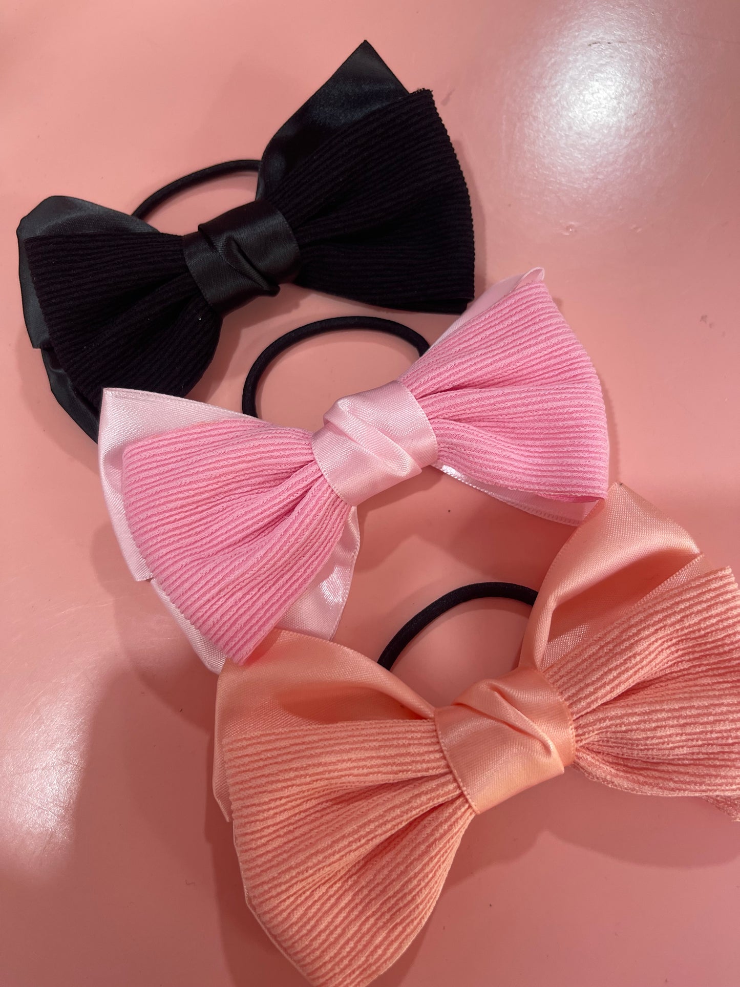 It-Girl Bow Tie-Hairband