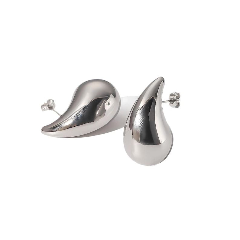 The Drop Earrings