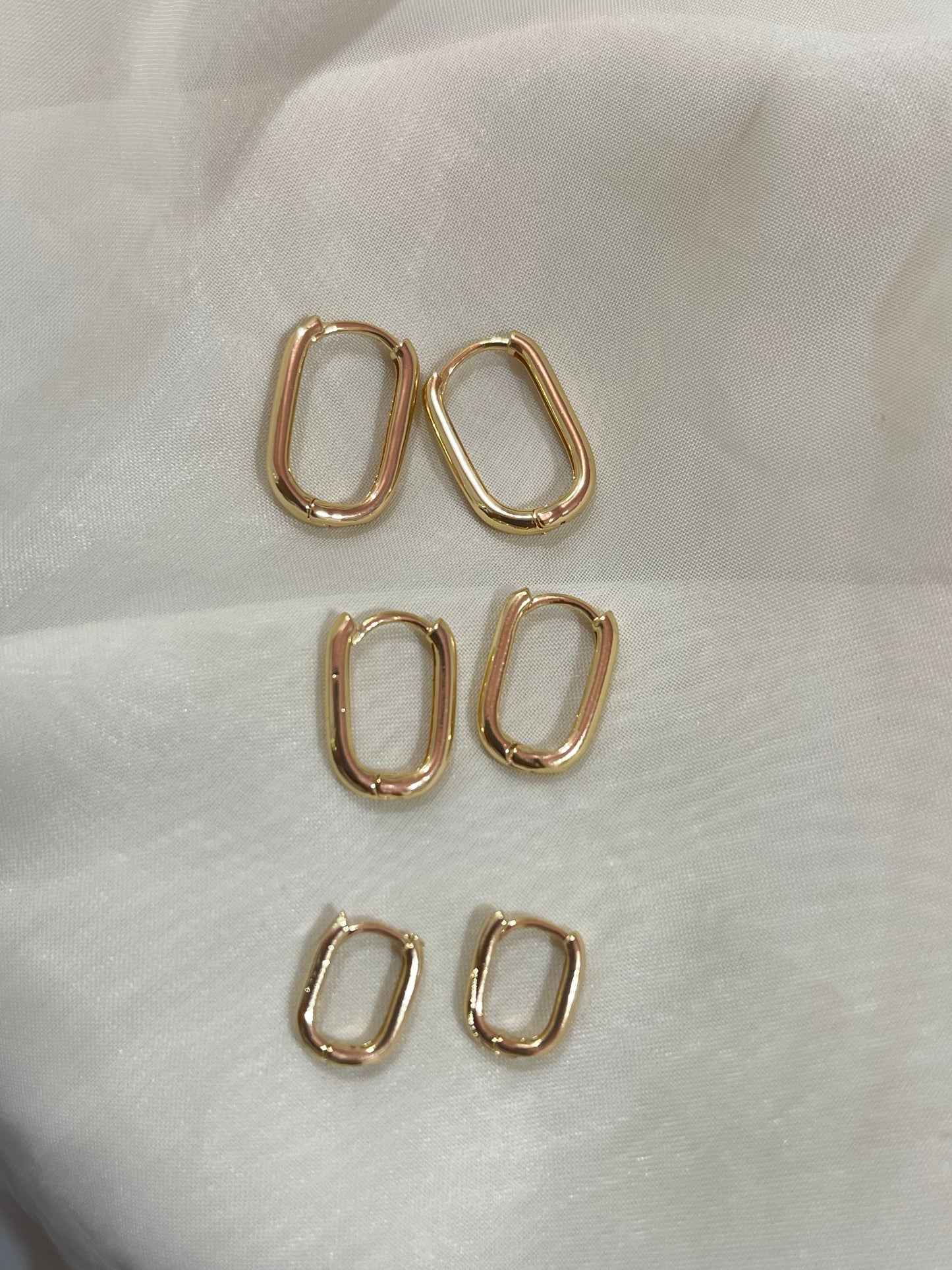 Dainty Square Hoops (Gold Plated)