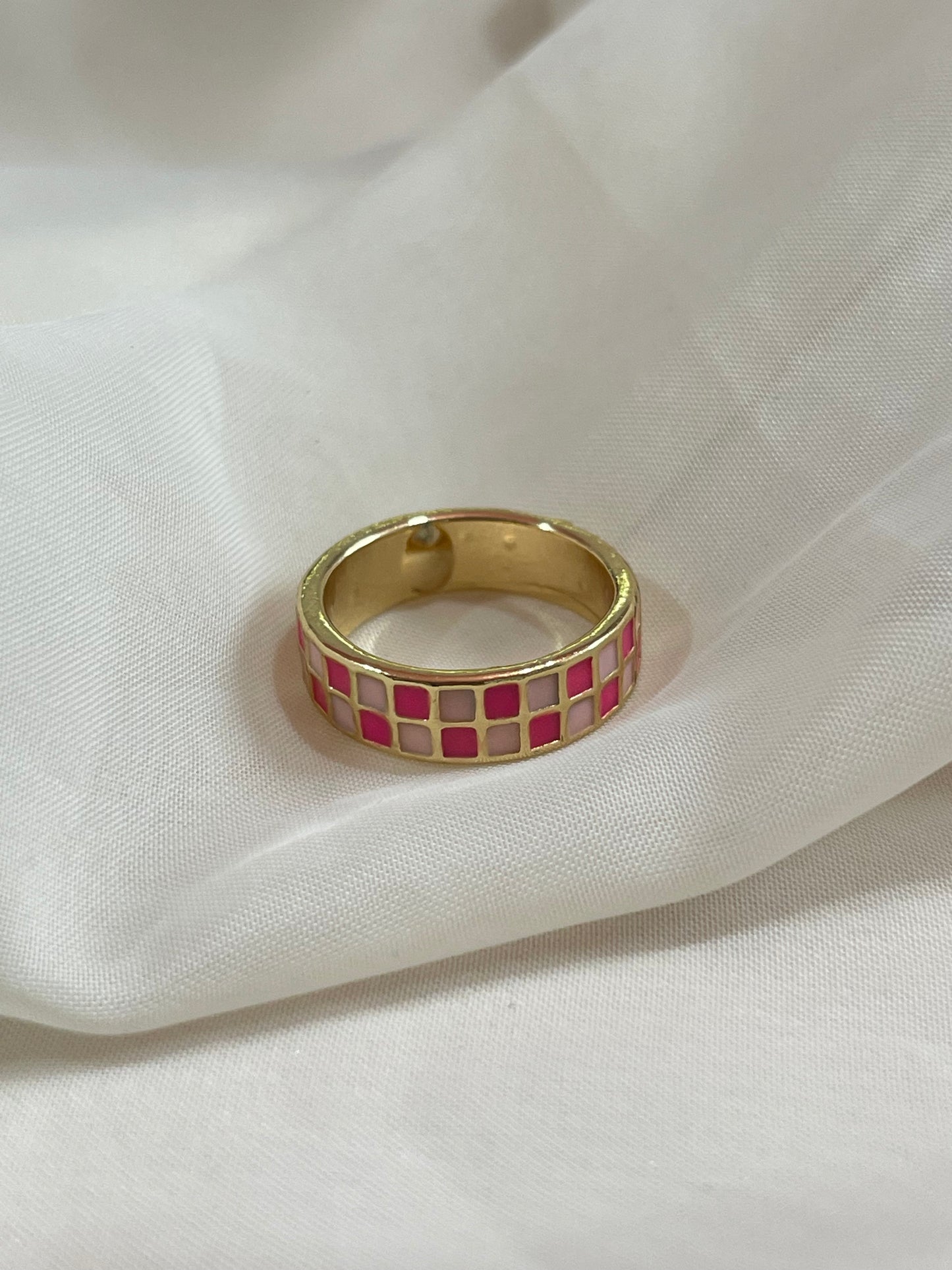 Checkers Ring