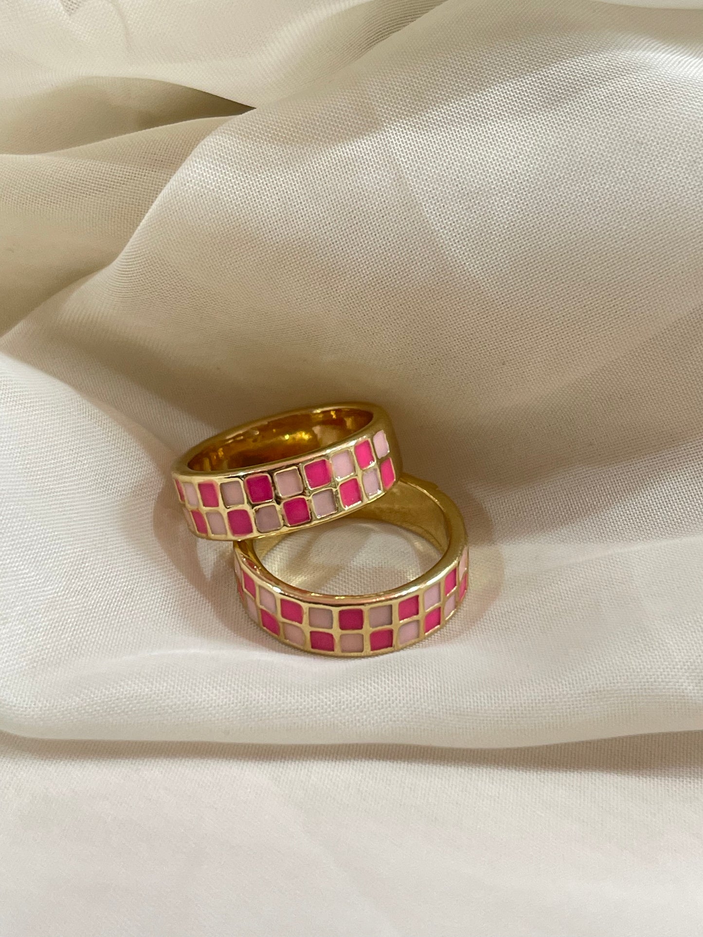 Checkers Ring